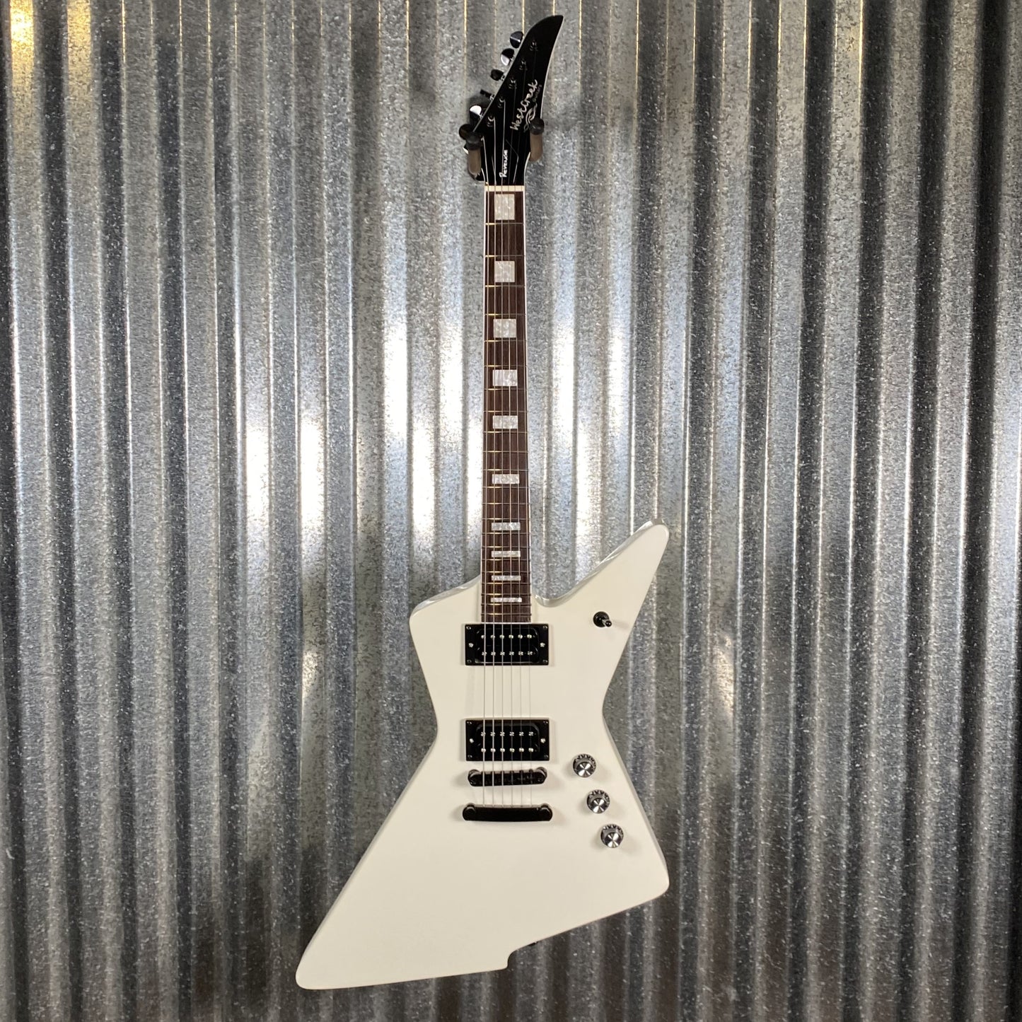 Westcreek Guitars Revenge Explorer Style White #0233 Used