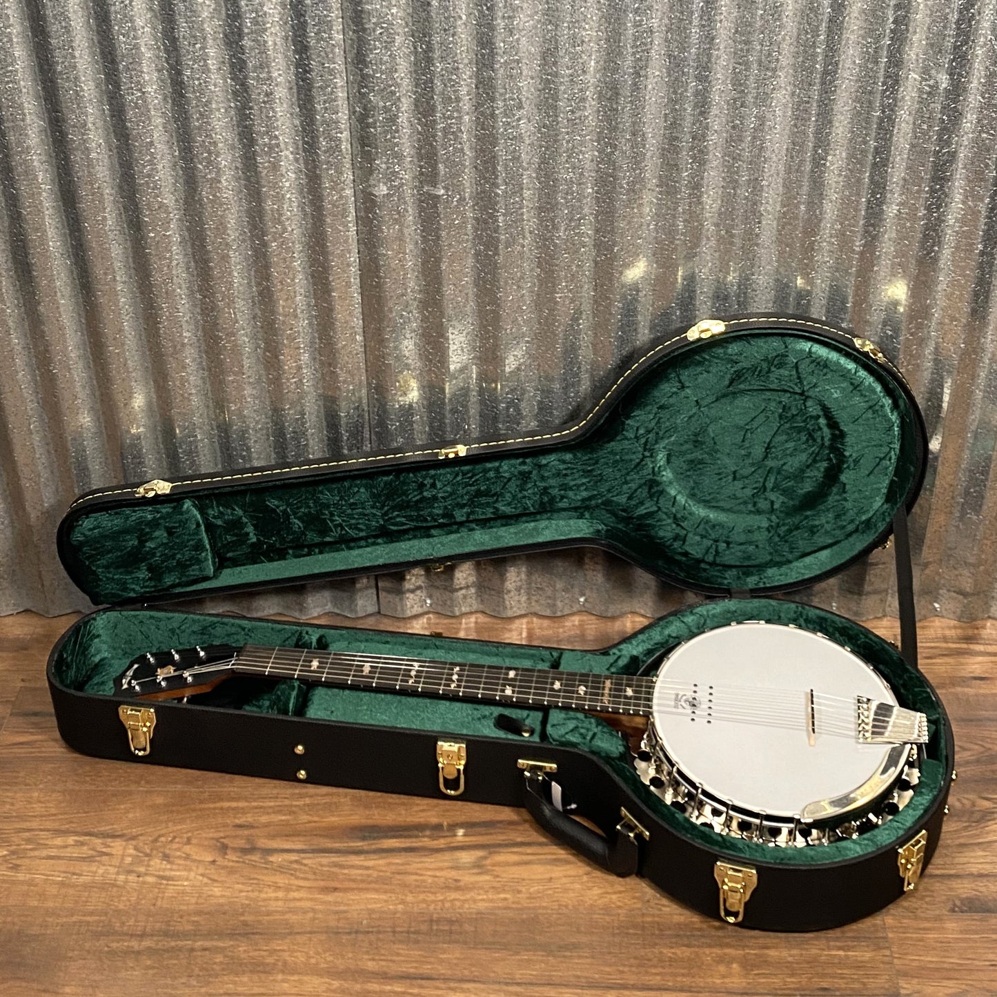 Deering B-6 AE Boston 6 String Acoustic Electric Banjo & Case #56807