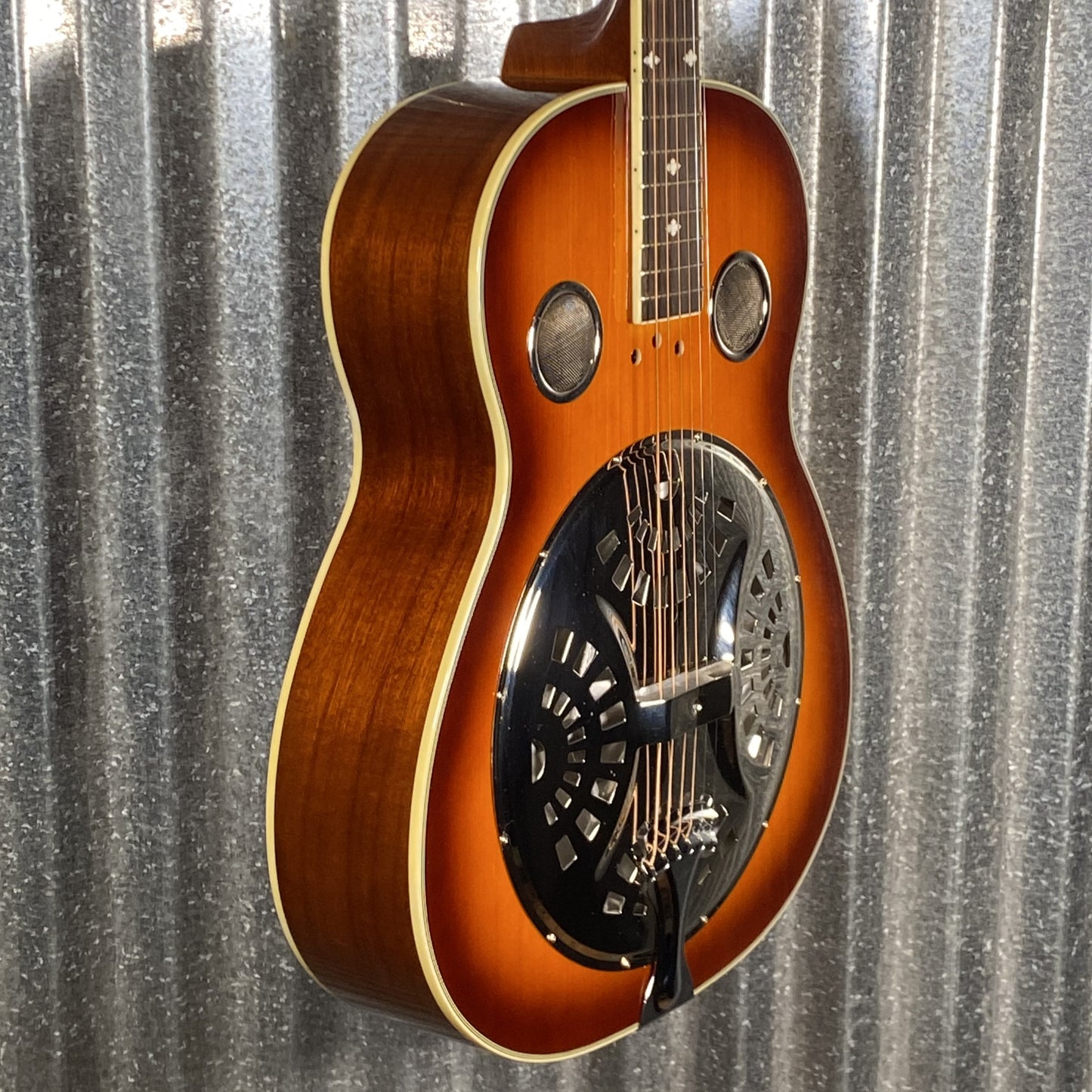 Savannah SR-200 Round Neck Sunburst Resonator Guitar & Case #0001 Used