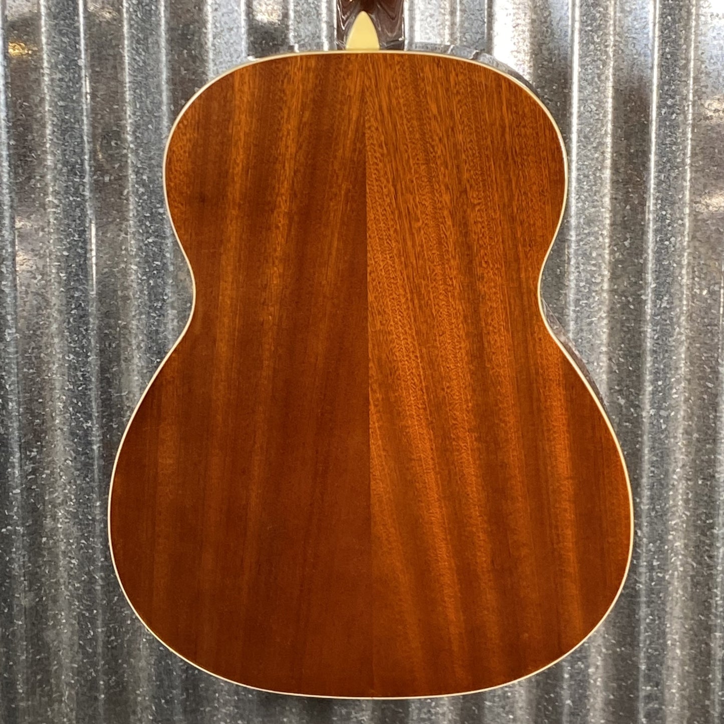 Savannah SR-200 Round Neck Sunburst Resonator Guitar & Case #0001 Used