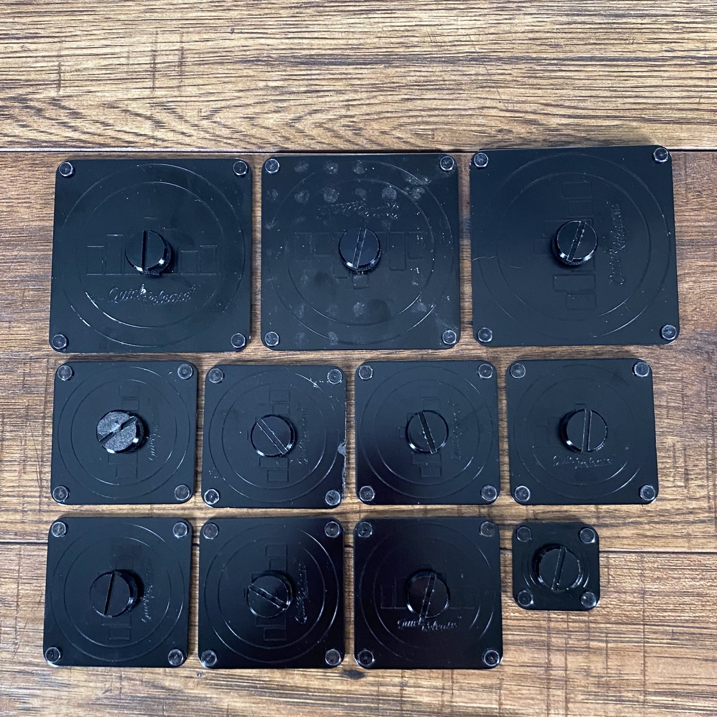 Temple Audio Design Duo 24 Red Guitar Bass Effect Pedalboard PowerCON & Bag Used