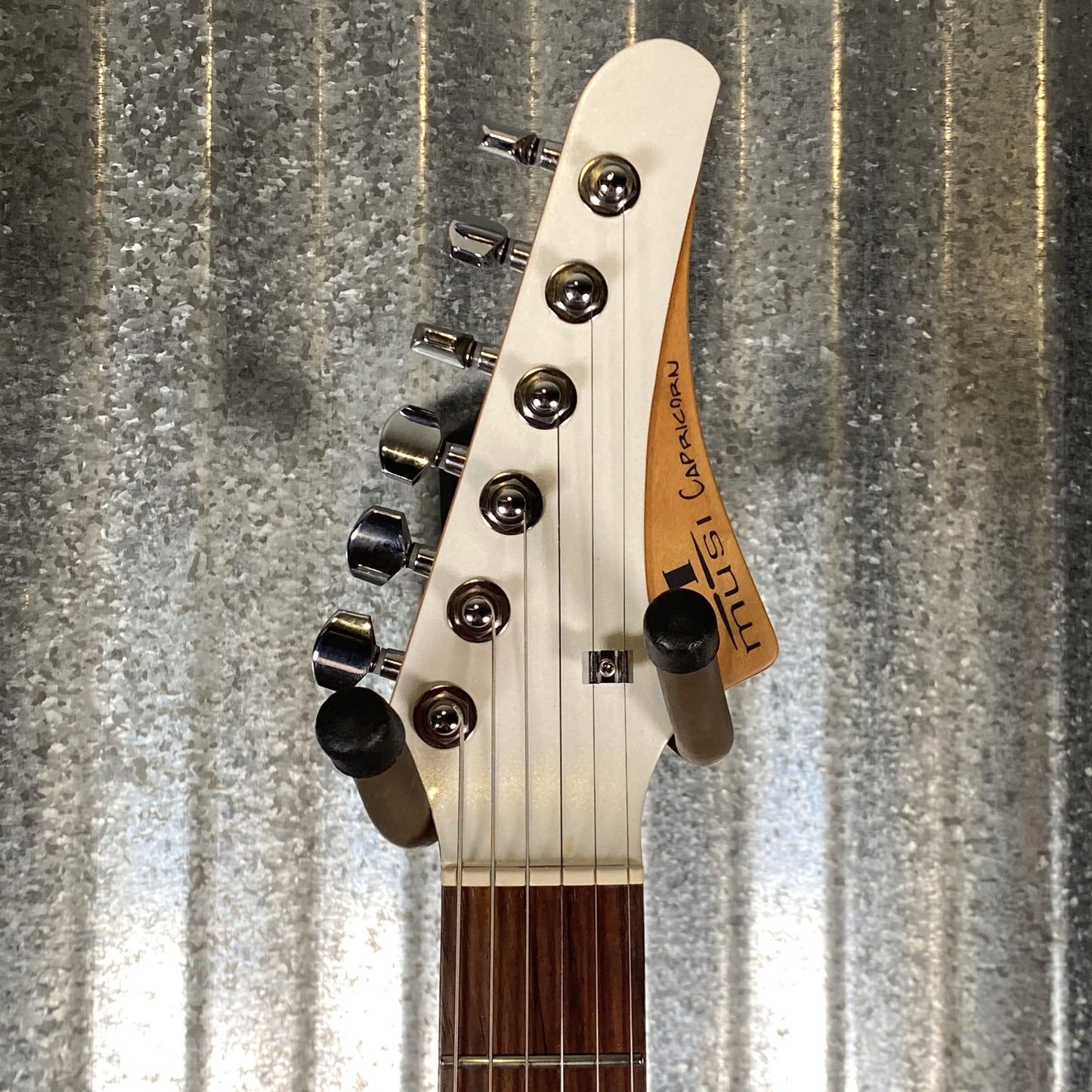 Musi Capricorn Fusion HSS Superstrat Pearl White Guitar #0135 Used