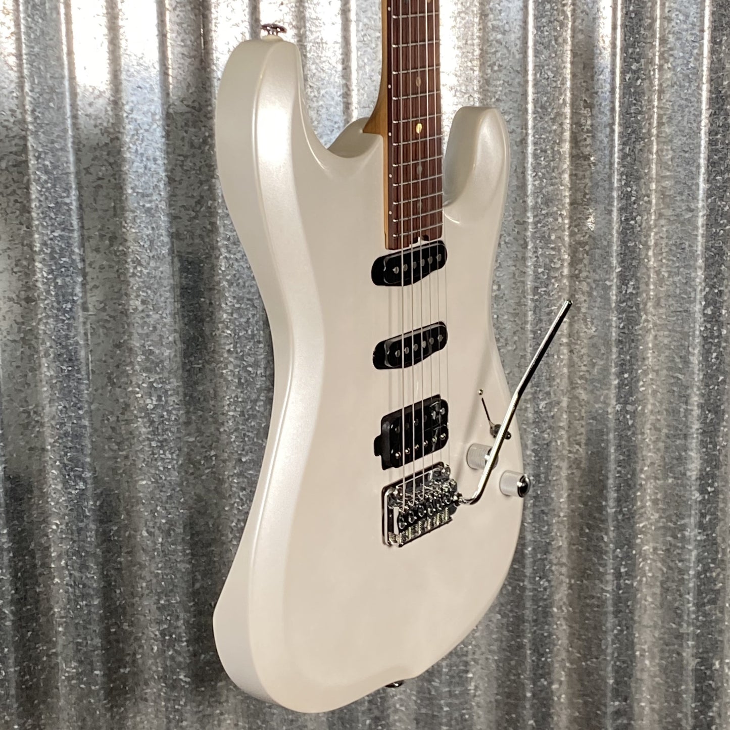 Musi Capricorn Fusion HSS Superstrat Pearl White Guitar #0135 Used