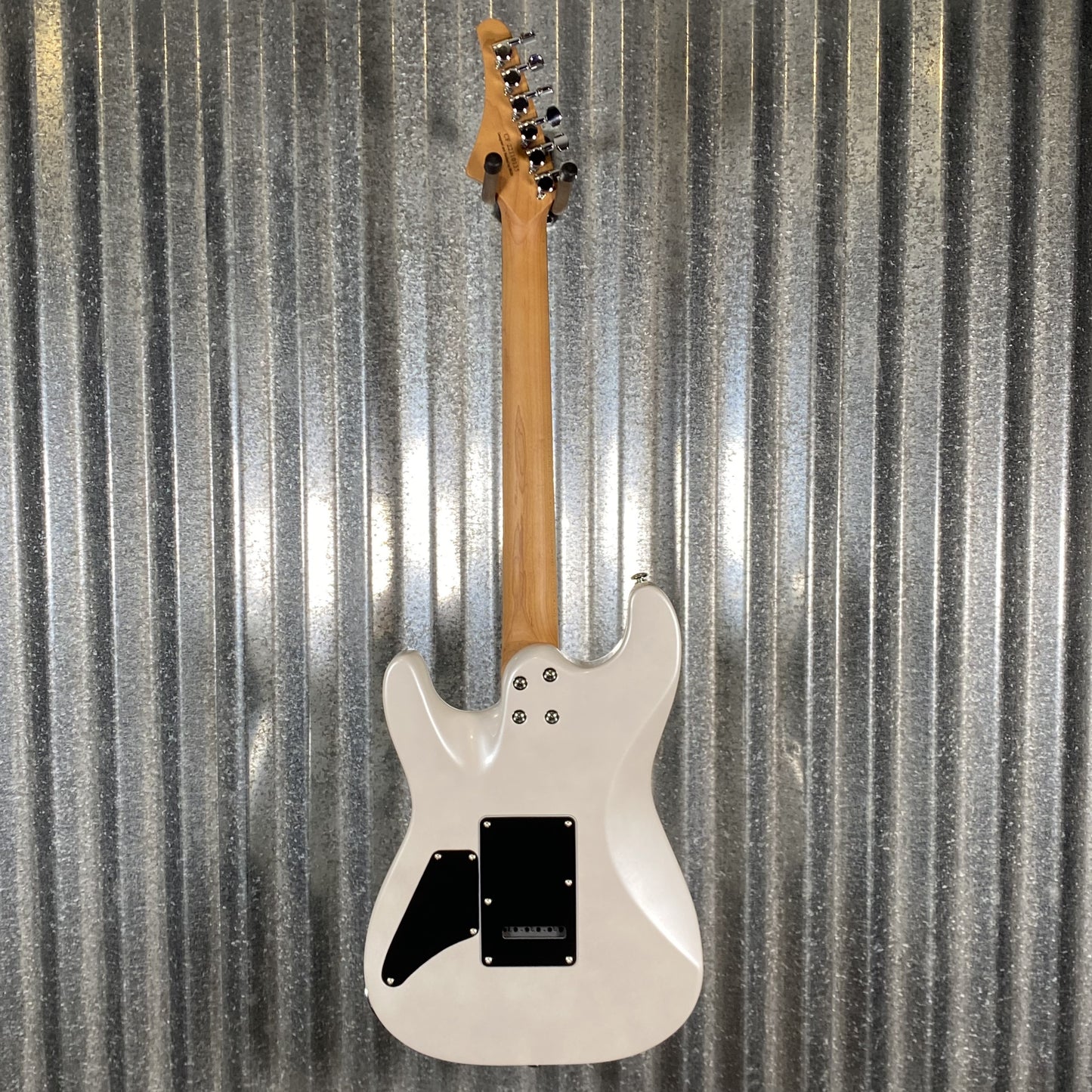 Musi Capricorn Fusion HSS Superstrat Pearl White Guitar #0135 Used