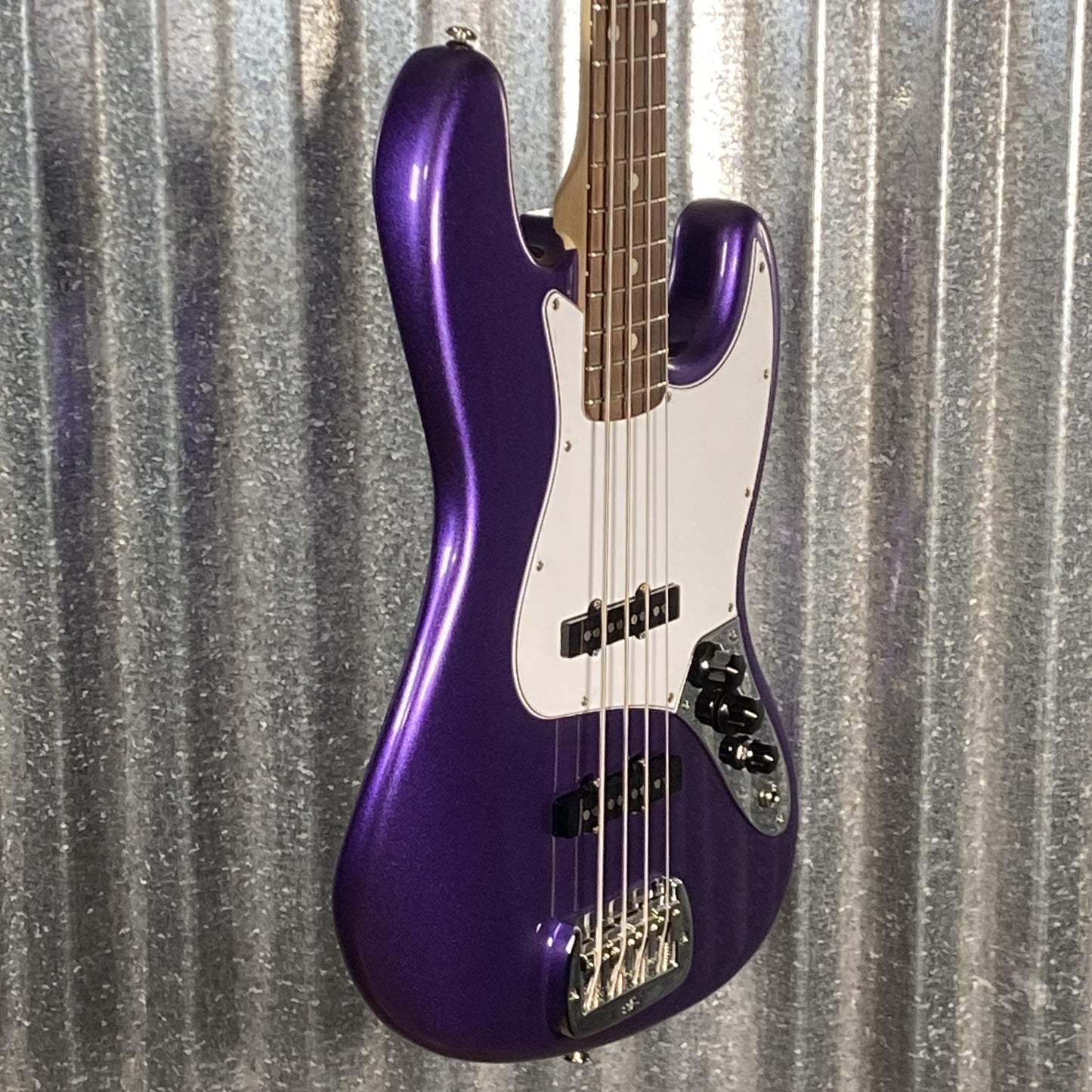 G&L USA JB 4 String Bass Royal Purple Metallic Empress & Bag #9150 Blem