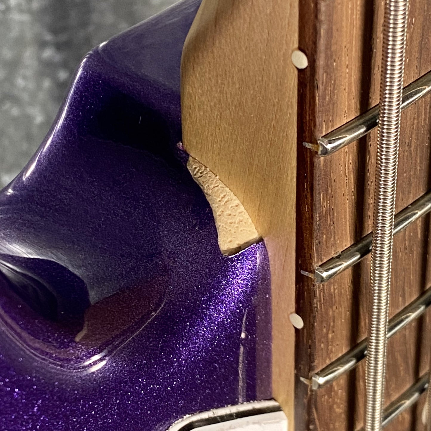 G&L USA JB 4 String Bass Royal Purple Metallic Empress & Bag #9150 Blem