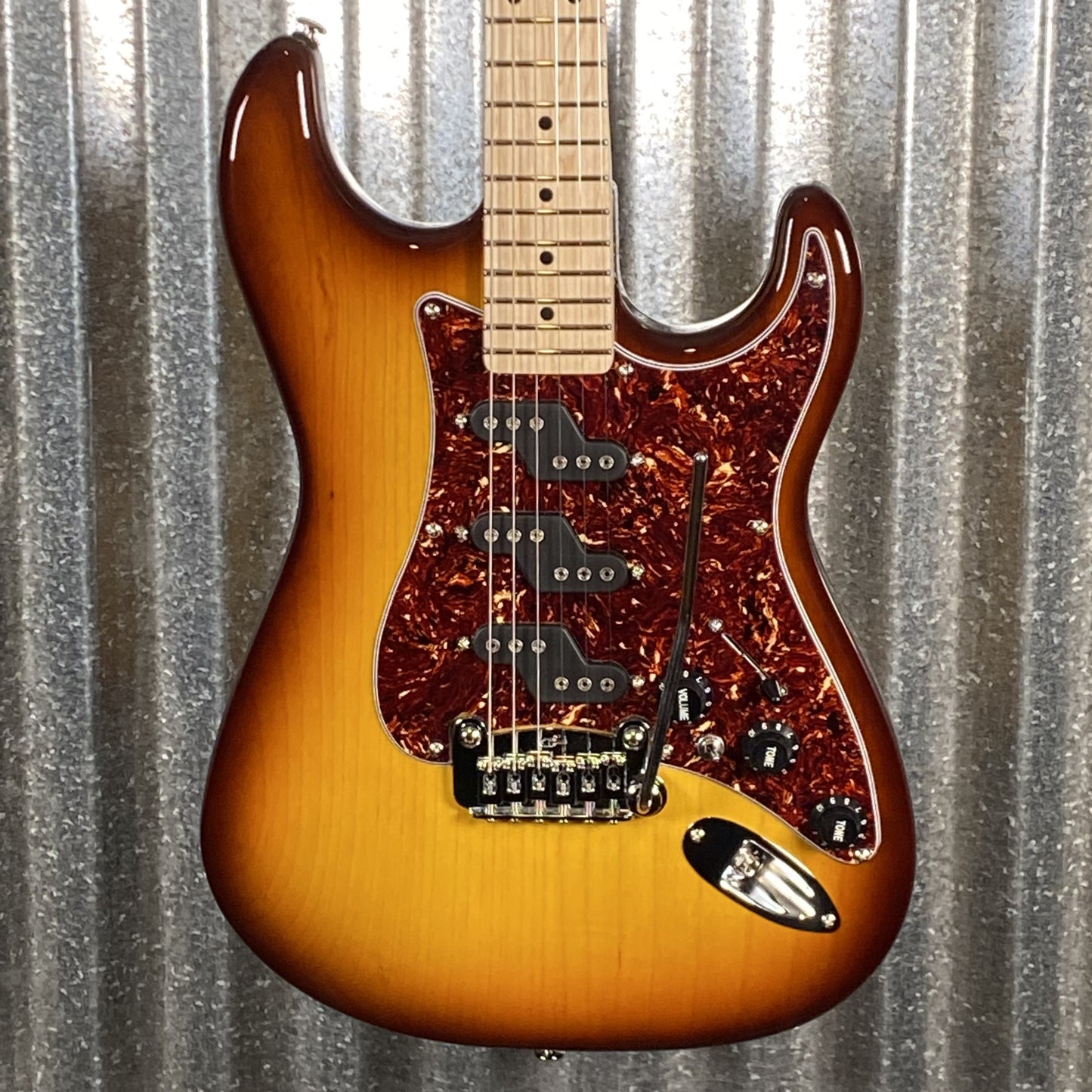 G&L USA Fullerton Deluxe Comanche Old School Tobacco Sunburst Guitar & Bag #2153 Used