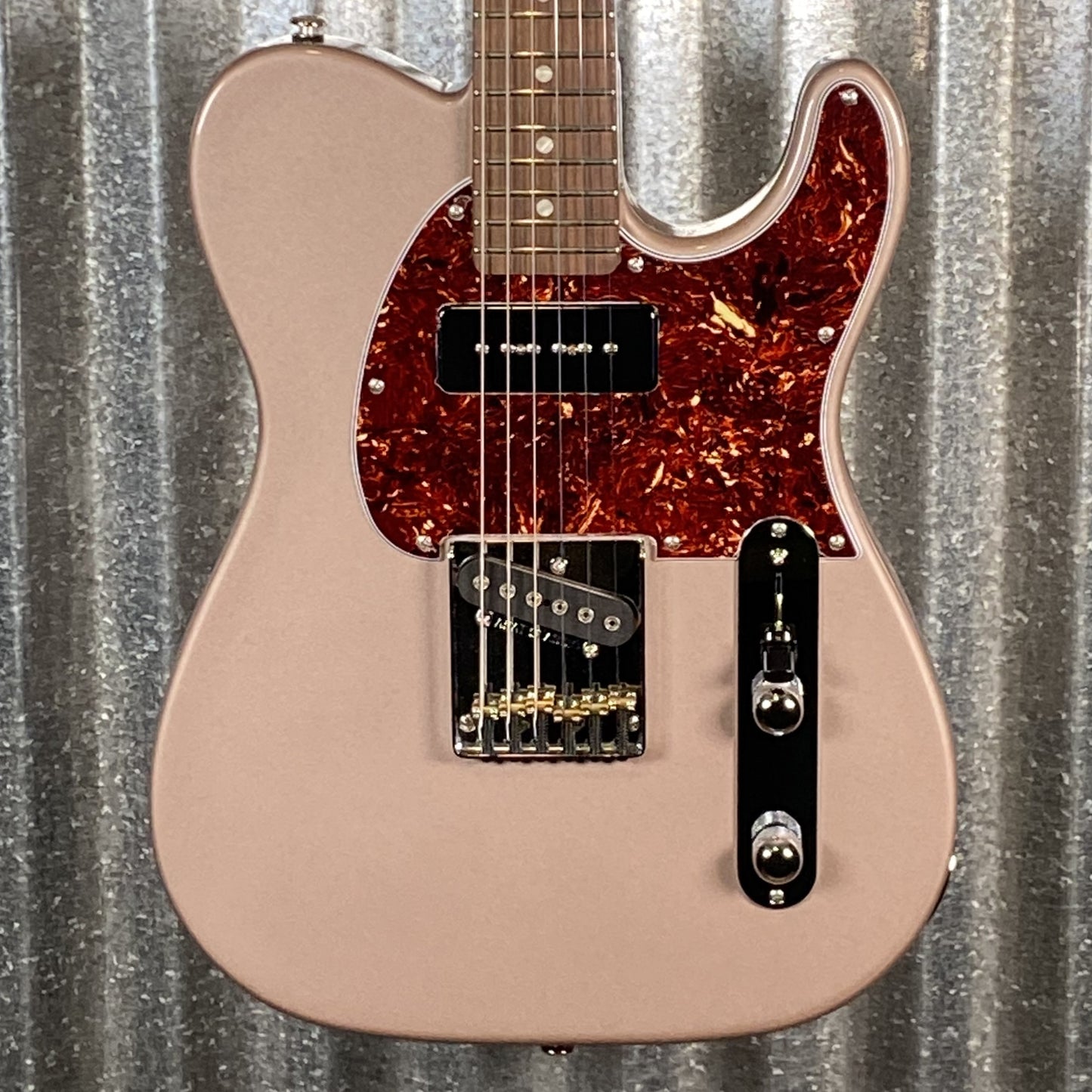 G&L USA Fullerton Deluxe ASAT Classic Bluesboy 90 Shoreline Gold Guitar & Bag #8100 Used