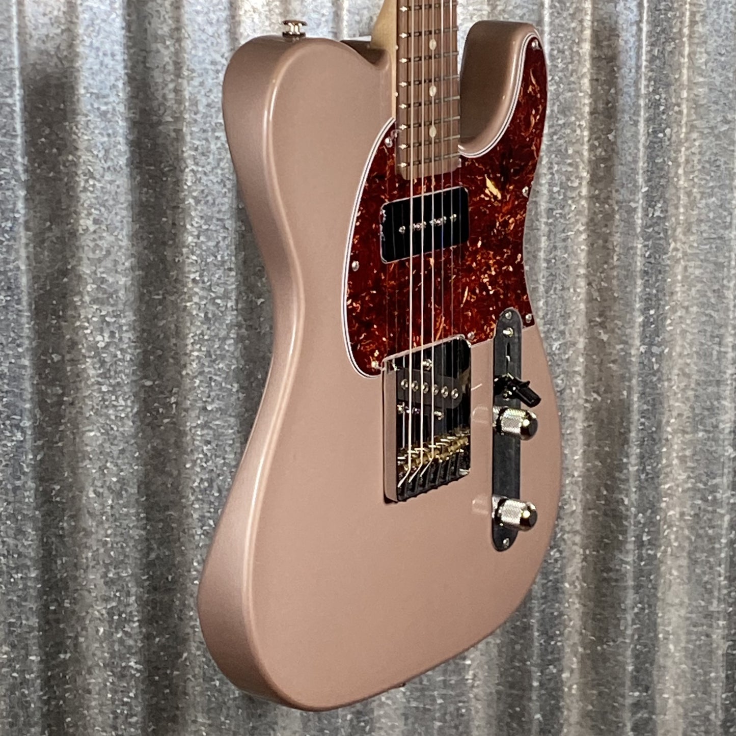 G&L USA Fullerton Deluxe ASAT Classic Bluesboy 90 Shoreline Gold Guitar & Bag #8100 Used
