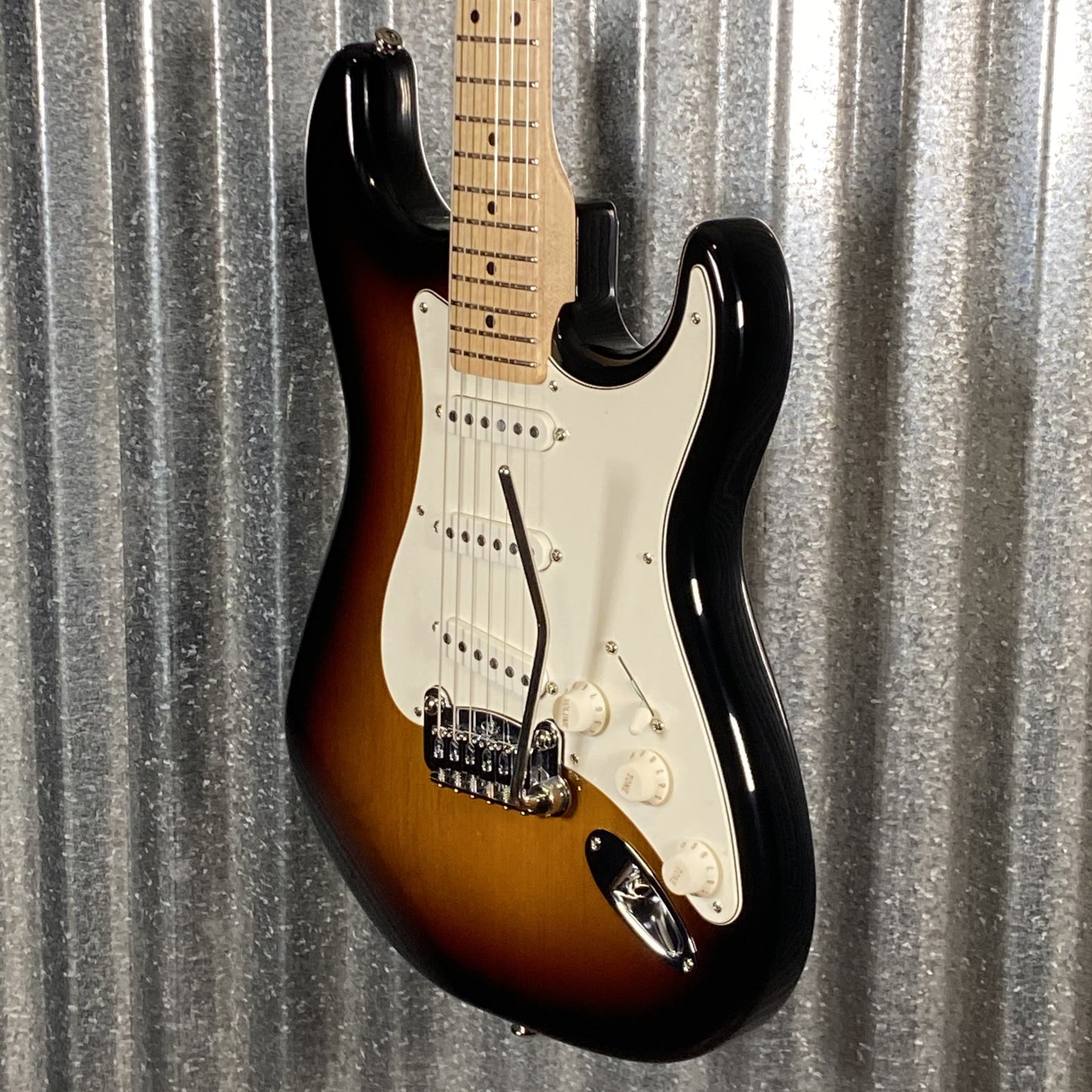 G&L USA Fullerton Deluxe Legacy 3 Tone Sunburst Guitar & Bag #2072 Used