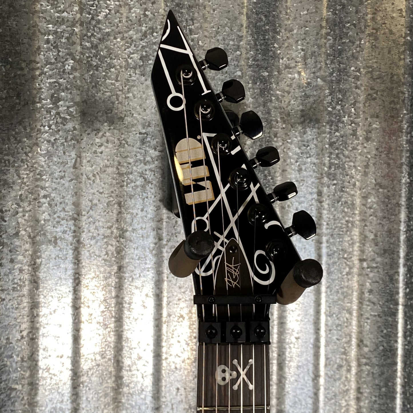 ESP LTD Demonology KIRK HAMMETT Guitar & Case LKHDEMON #0743 Used