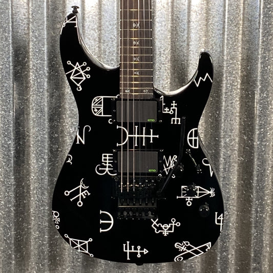 ESP LTD Demonology KIRK HAMMETT Guitar & Case LKHDEMON #0743 Used