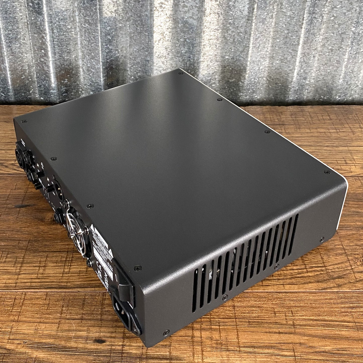 Aguilar Tone Hammer TH500v2 30th Anniversary Gold Edition 500 Watt Gen 2 Bass Amplifier Head