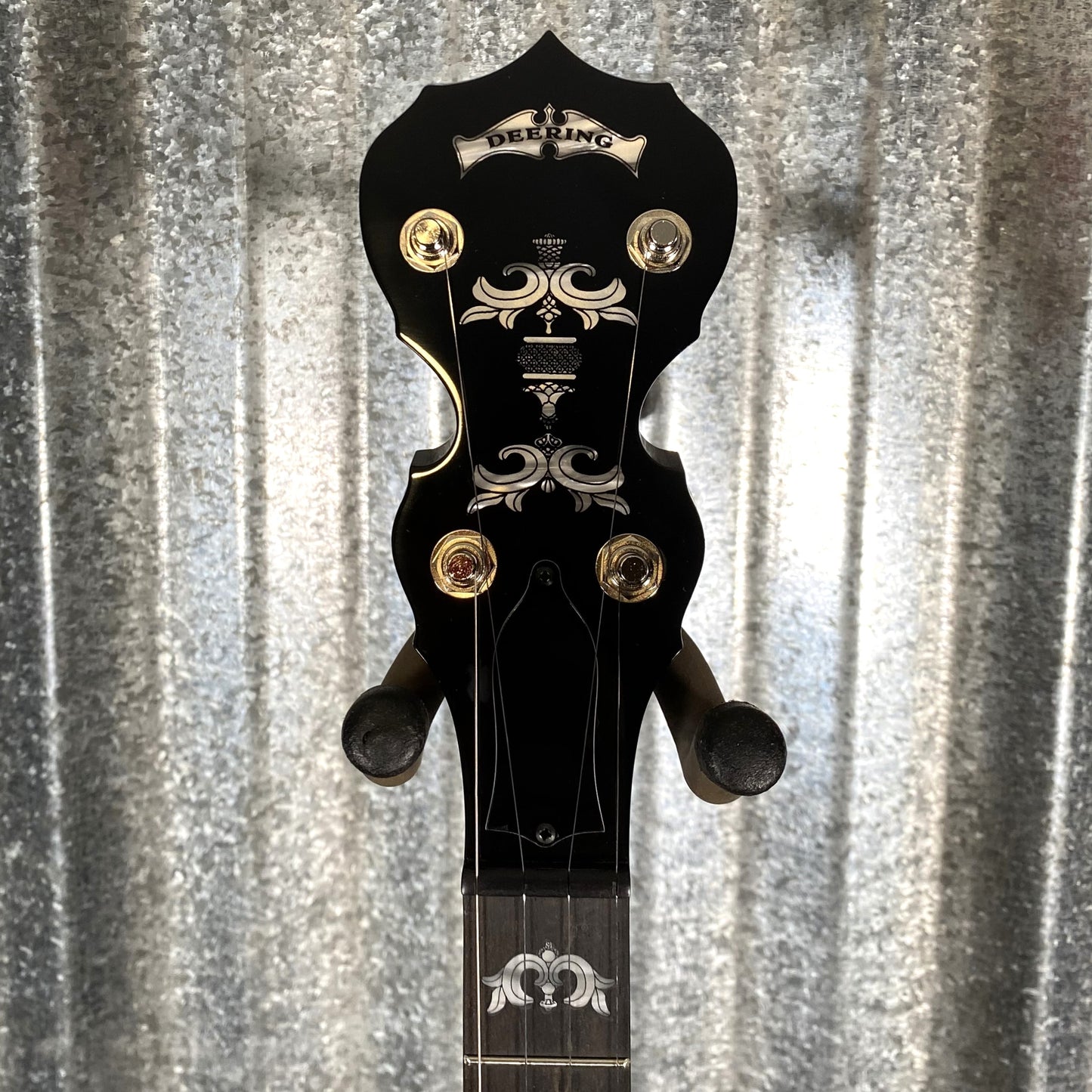 Deering EII Eagle II 5 String Banjo & Case #2204