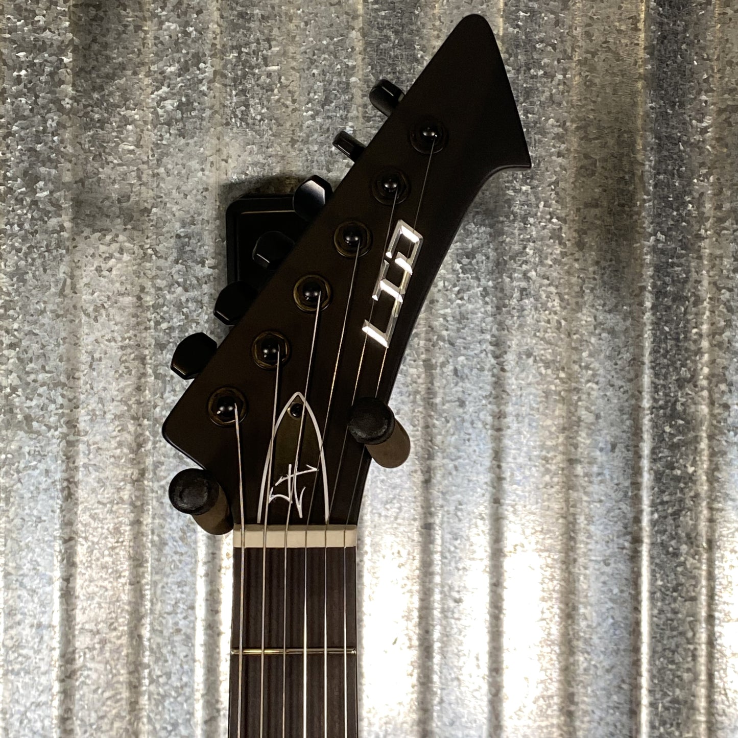 ESP LTD Snakebyte James Hetfield Black Satin EMG Guitar & Case LSNAKEBYTEBLKS #0438 Used