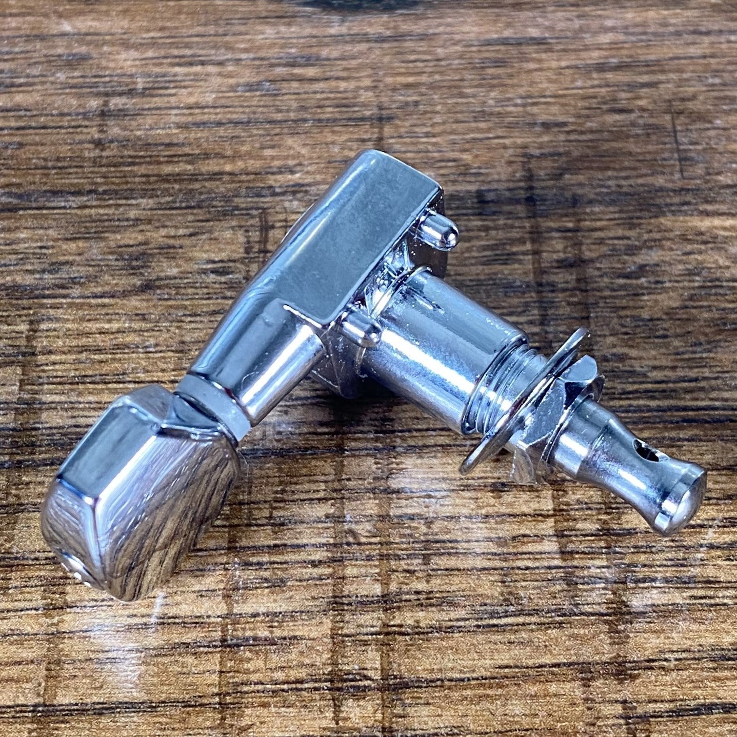 G&L Tribute 6 In Line Sealed Tuning Machine Set Chrome Right Hand Used