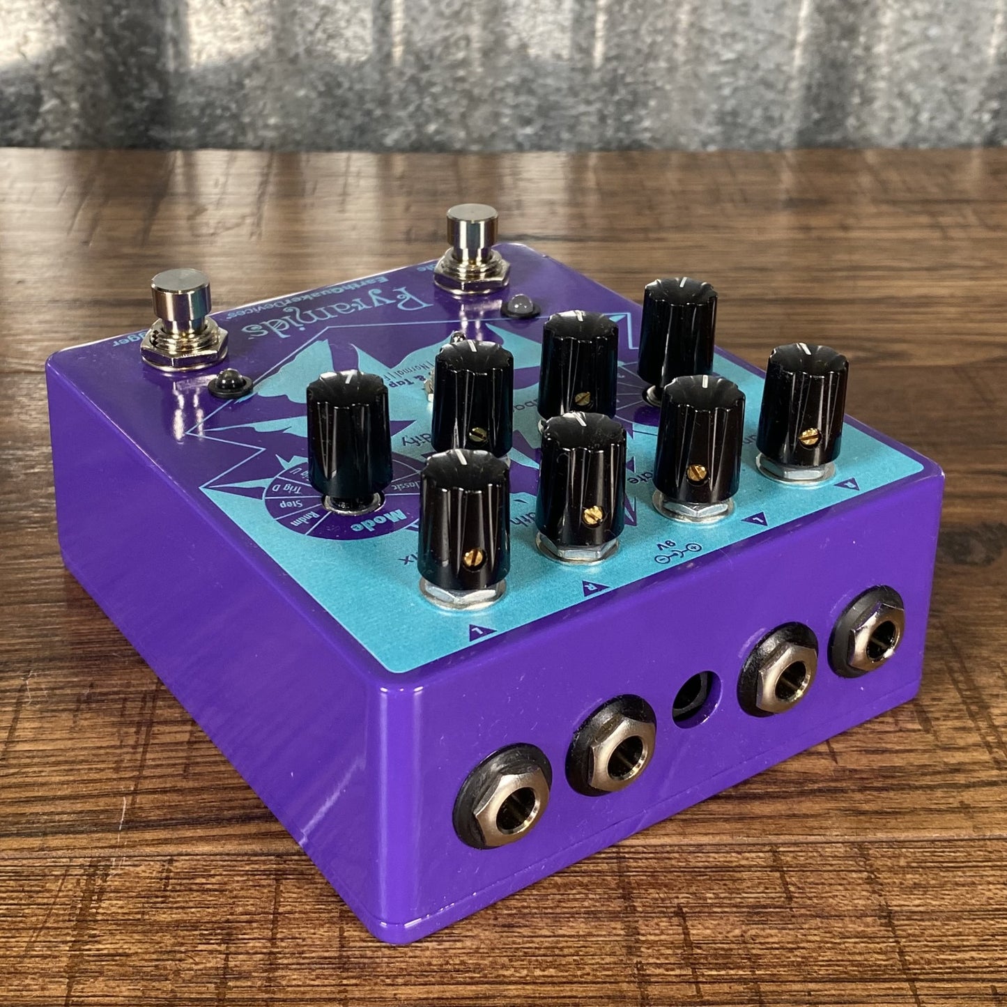 Earthquaker Devices EQD Pyramids Stereo Flanger Guitar Effect Pedal