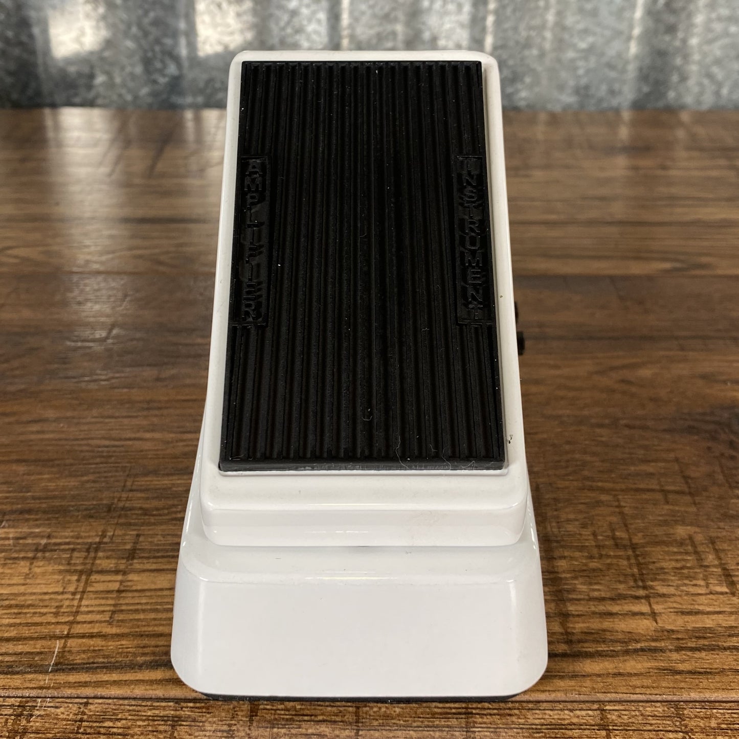 Dunlop CBM105Q Bass Crybaby Mini Bass Wah Effect Pedal