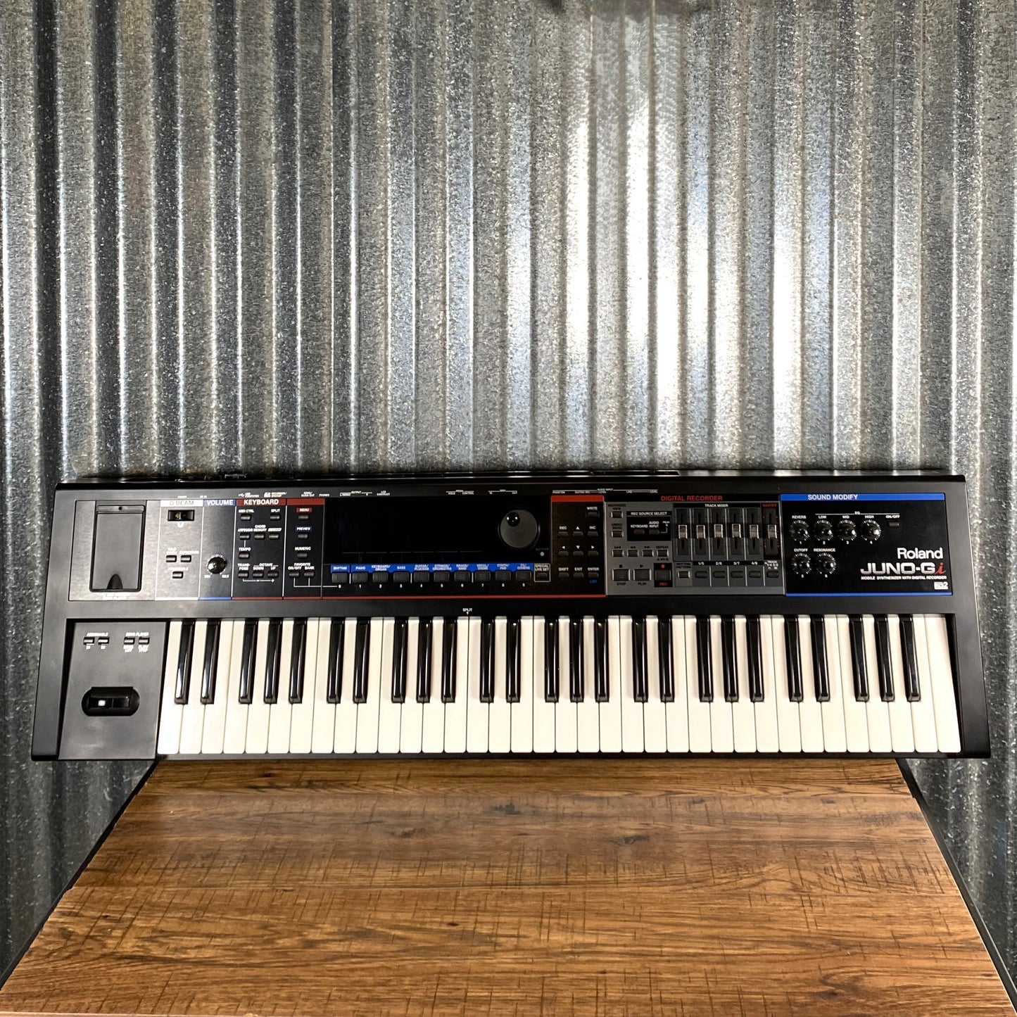 Roland Juno Gi 61 Key Mobile Synthesizer with Digital Recorder Used