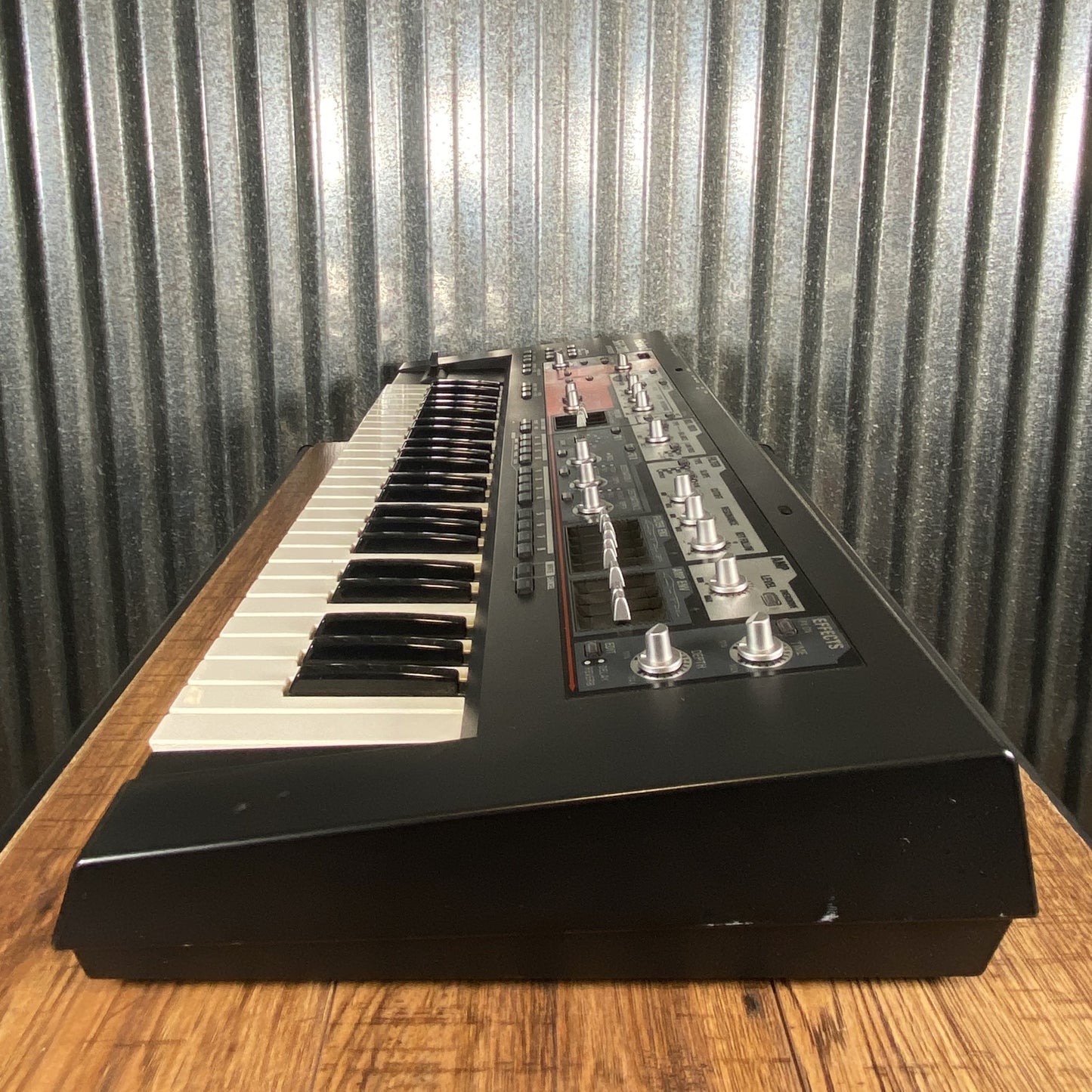 Roland SH-201 49 Key Analog Modeling Synthesizer Used