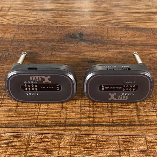 Xvive A58 5.8 Ghz 6 Channel High Resolution Guitar Wireless System Used