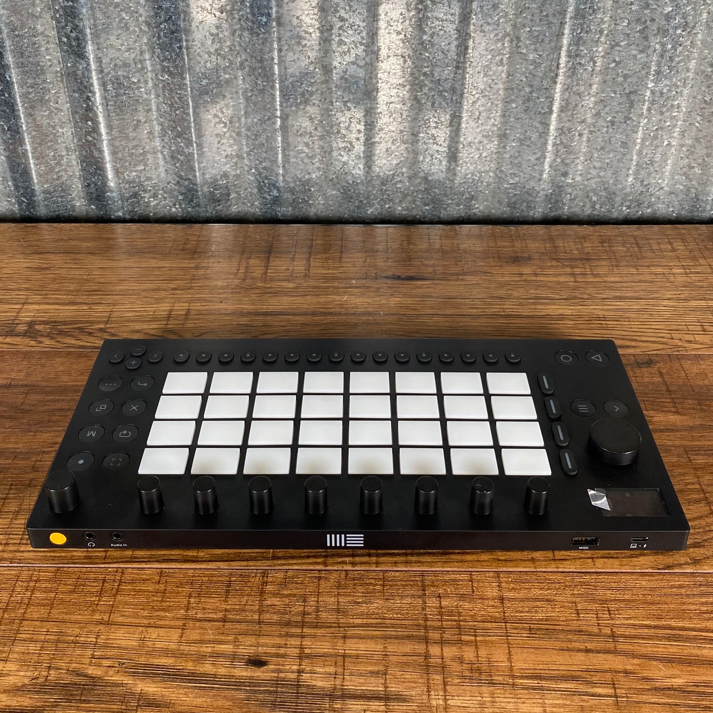 Ableton MOVE 4 Track Sampler Sequencer Drum Machine Used
