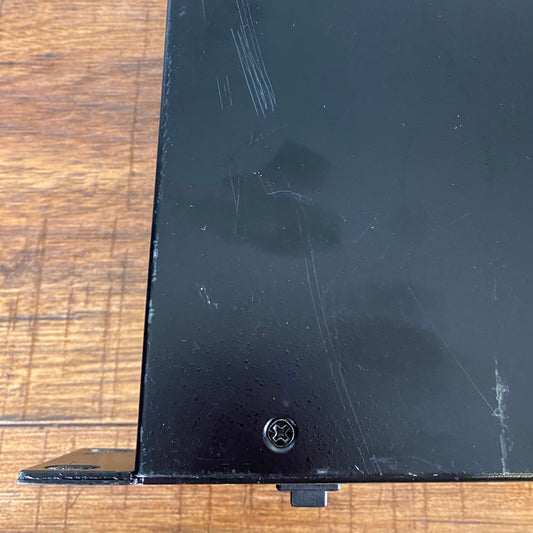 Livewire PC1100 11 Outlet Power Conditioner Distribution Used