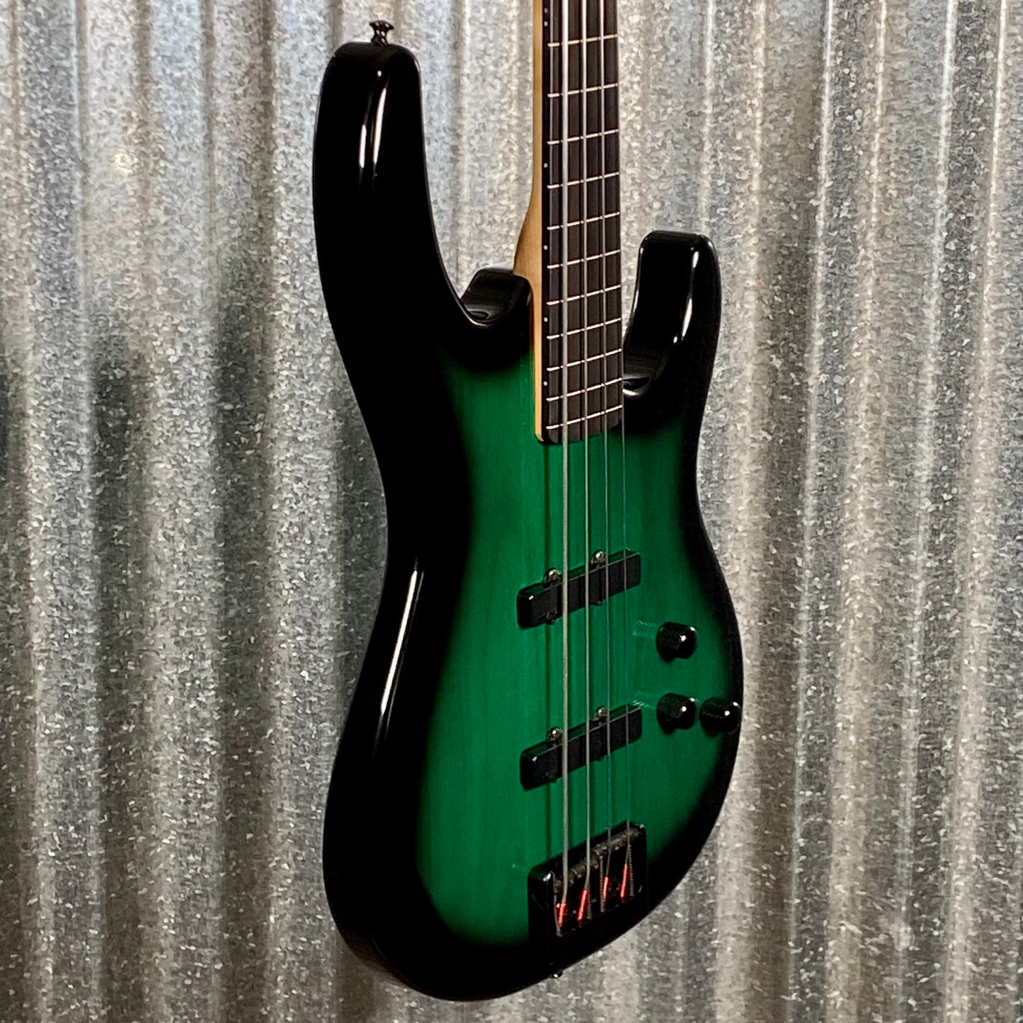 Carvin USA B4 4 String Lined Fretless Bass Forest Green Burst & Case #66424 Used