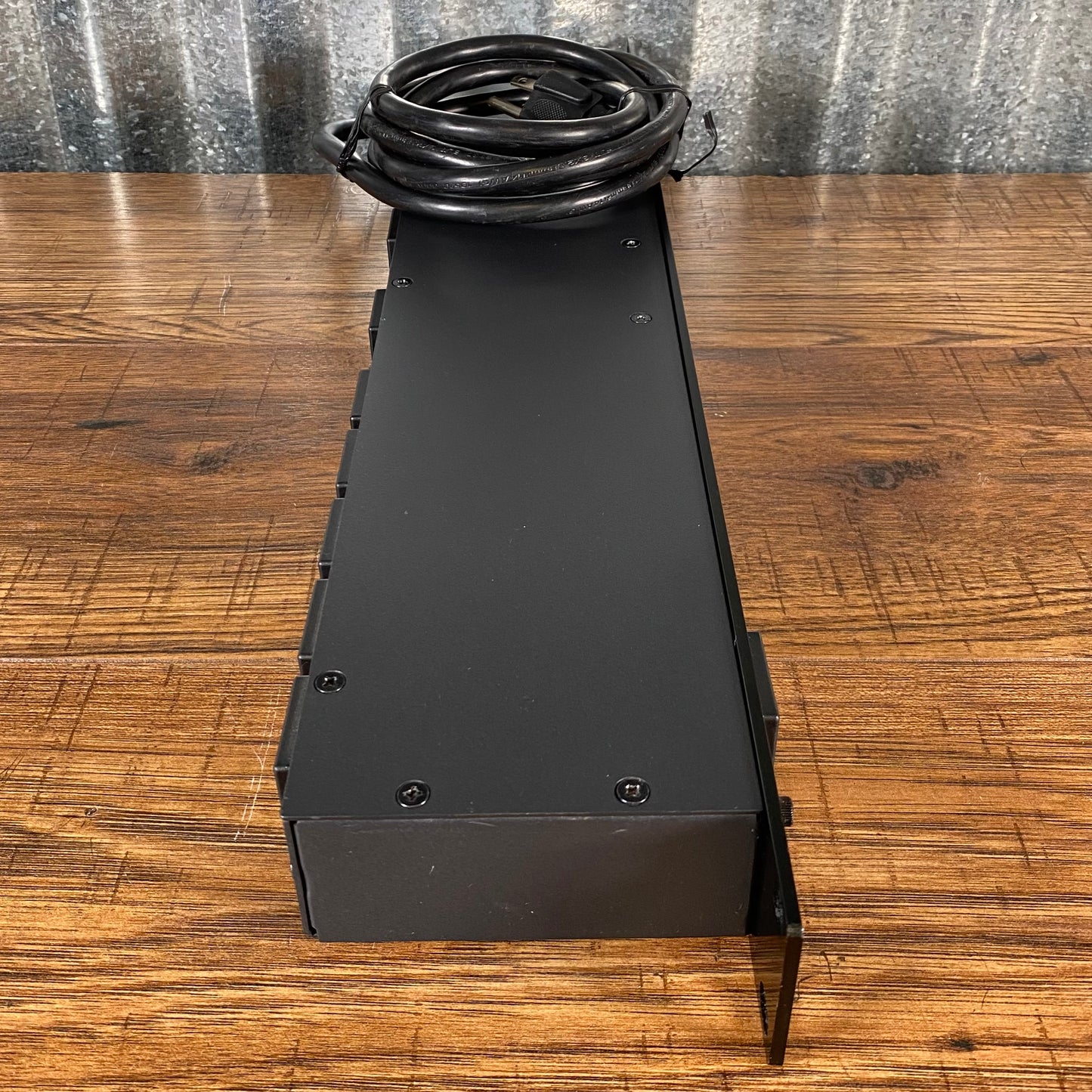 Furman Merrit M-8x2 15A 9 Outlet Rack Mount Power Conditioner Used