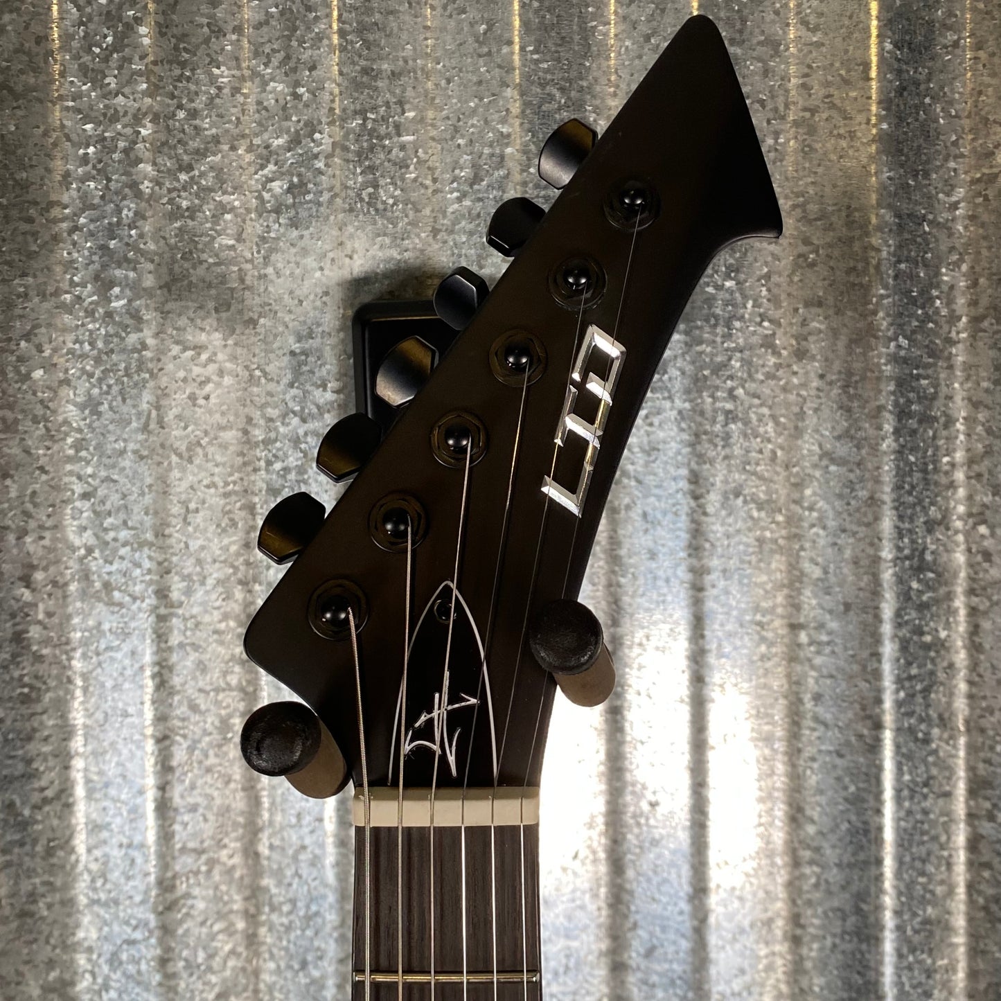 ESP LTD Snakebyte James Hetfield Black Satin EMG Guitar & Case LSNAKEBYTEBLKS #1577 Used