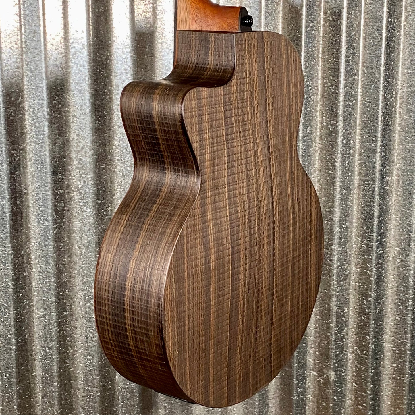 LAG Guitars SAUVAGE-J12CE Natural Jumbo Cutaway 12 String Acoustic Electric Guitar & Bag #1768