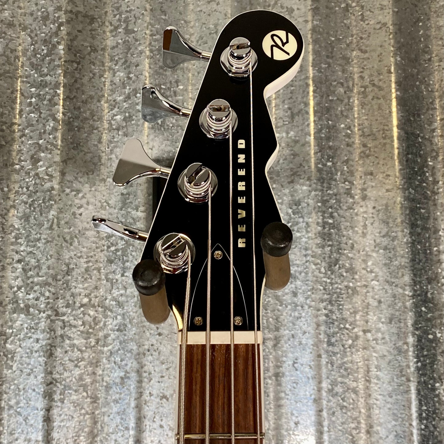 Reverend Sentinel Trans White Short Scale 4 String Bass #68322