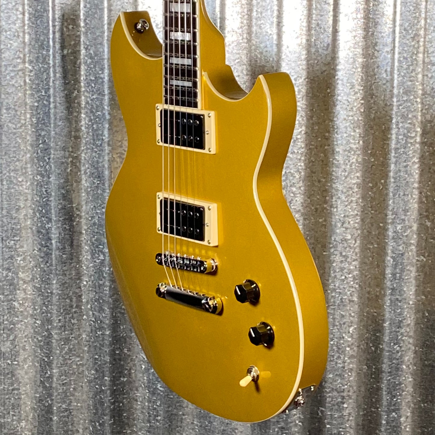 Reverend Robin Finck Venetian Gold Guitar #68129
