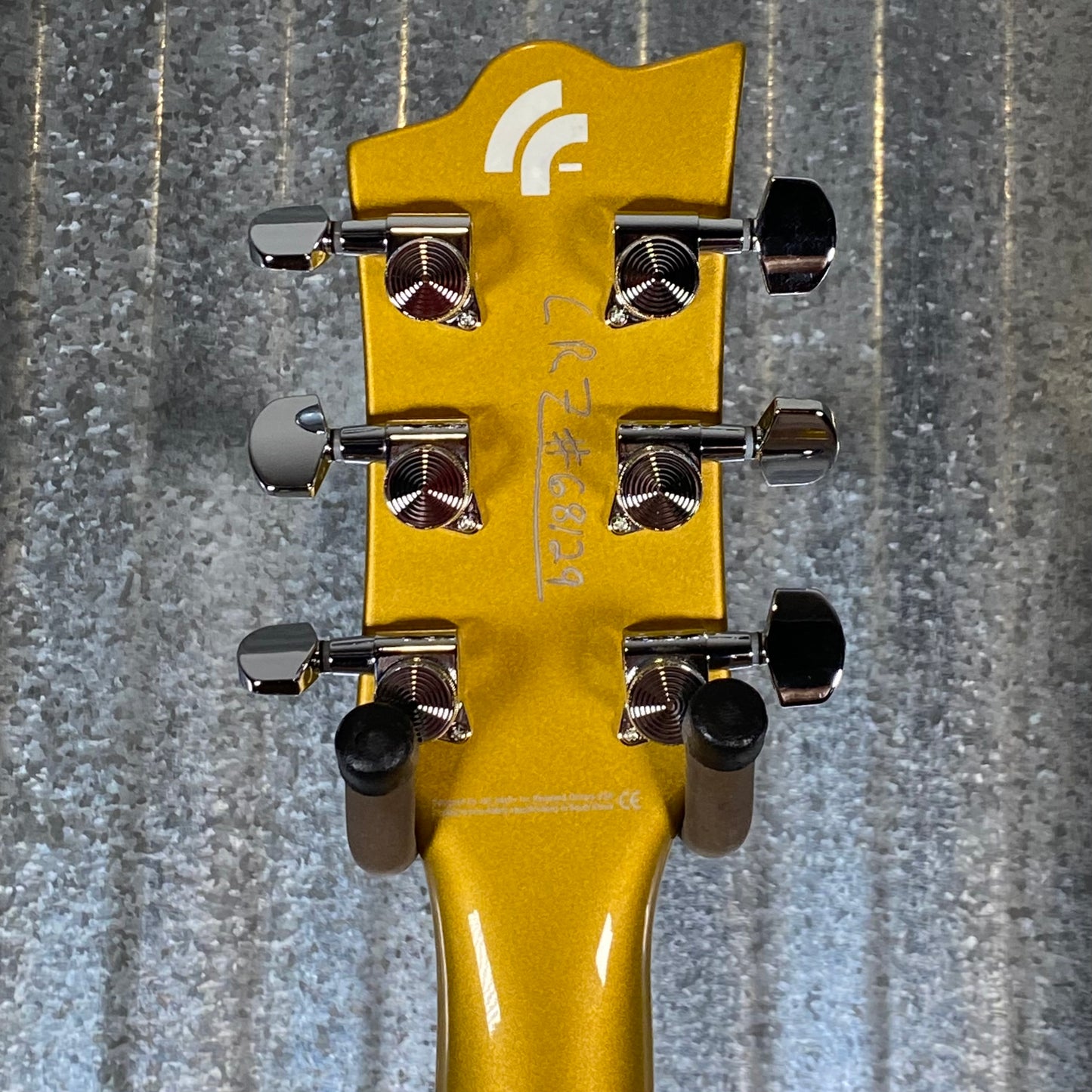 Reverend Robin Finck Venetian Gold Guitar #68129