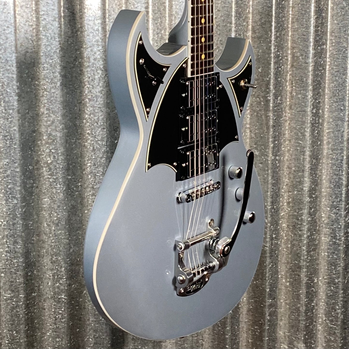 Reverend Reeves Gabrels Spacehawk Supreme Metallic Silver Freeze Semi Hollow Guitar #68177