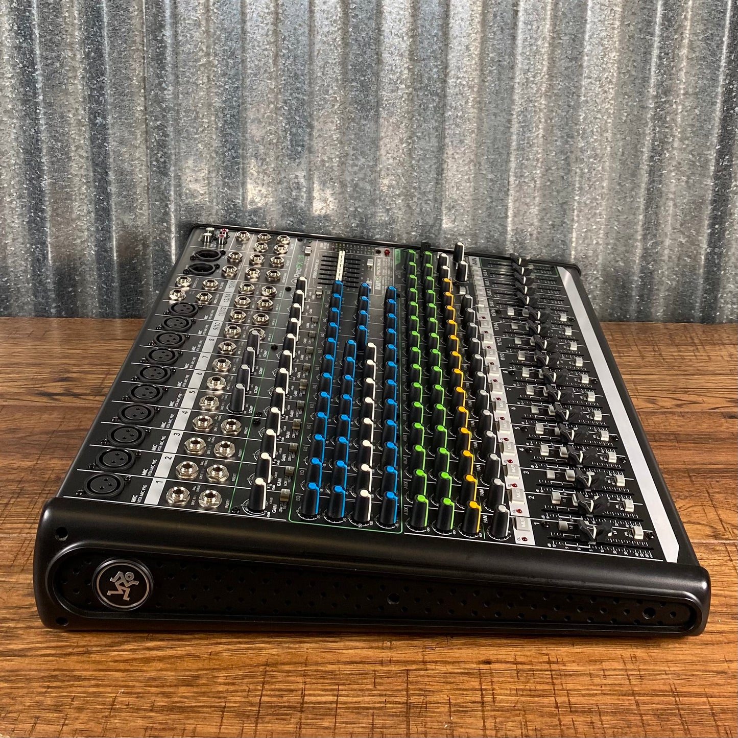 Mackie PROFX16 16 Input Live Sound Mixing Console Used