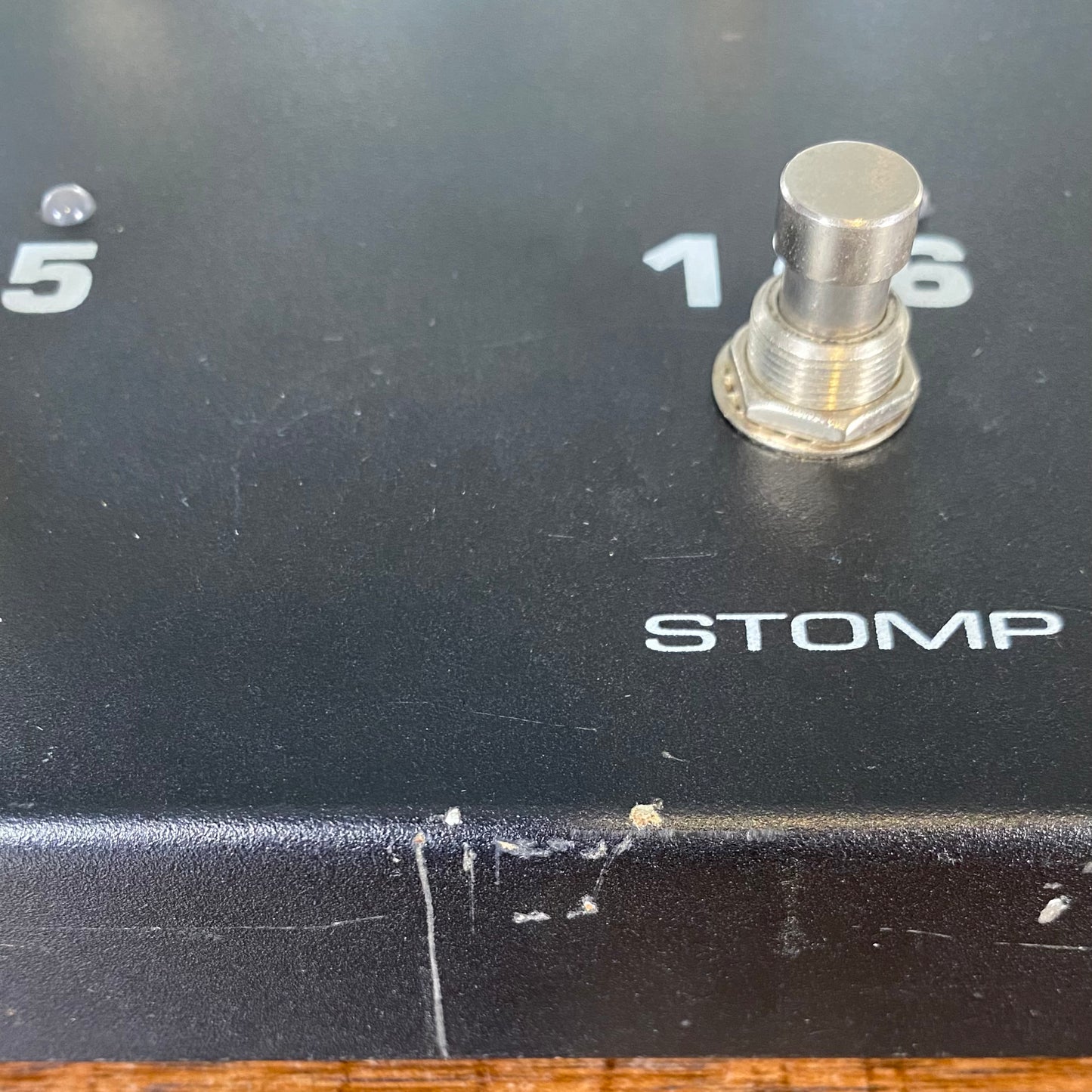Fender Mustang Floor Guitar Multi Effect Pedal Used