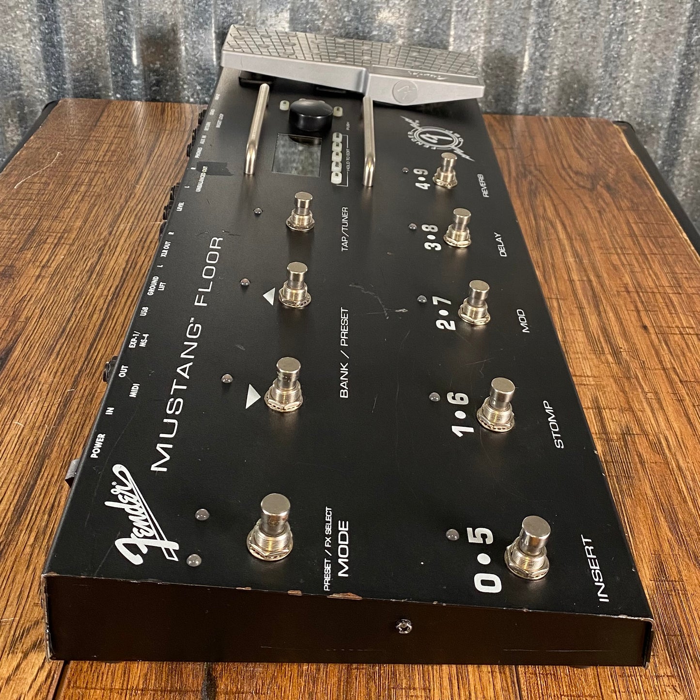 Fender Mustang Floor Guitar Multi Effect Pedal Used