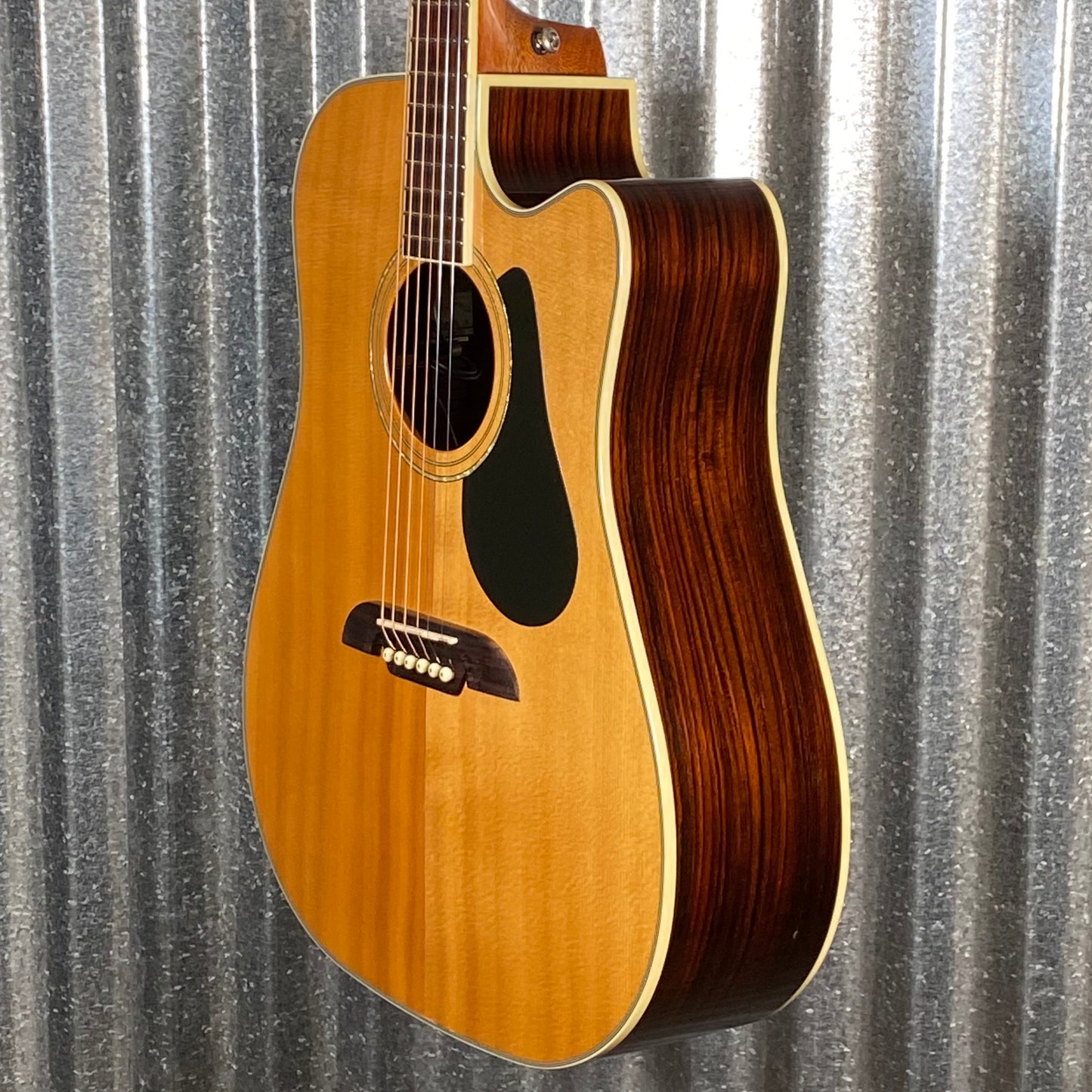 Alvarez AD-70SC Acoustic Electric Guitar & Case #3311 Used