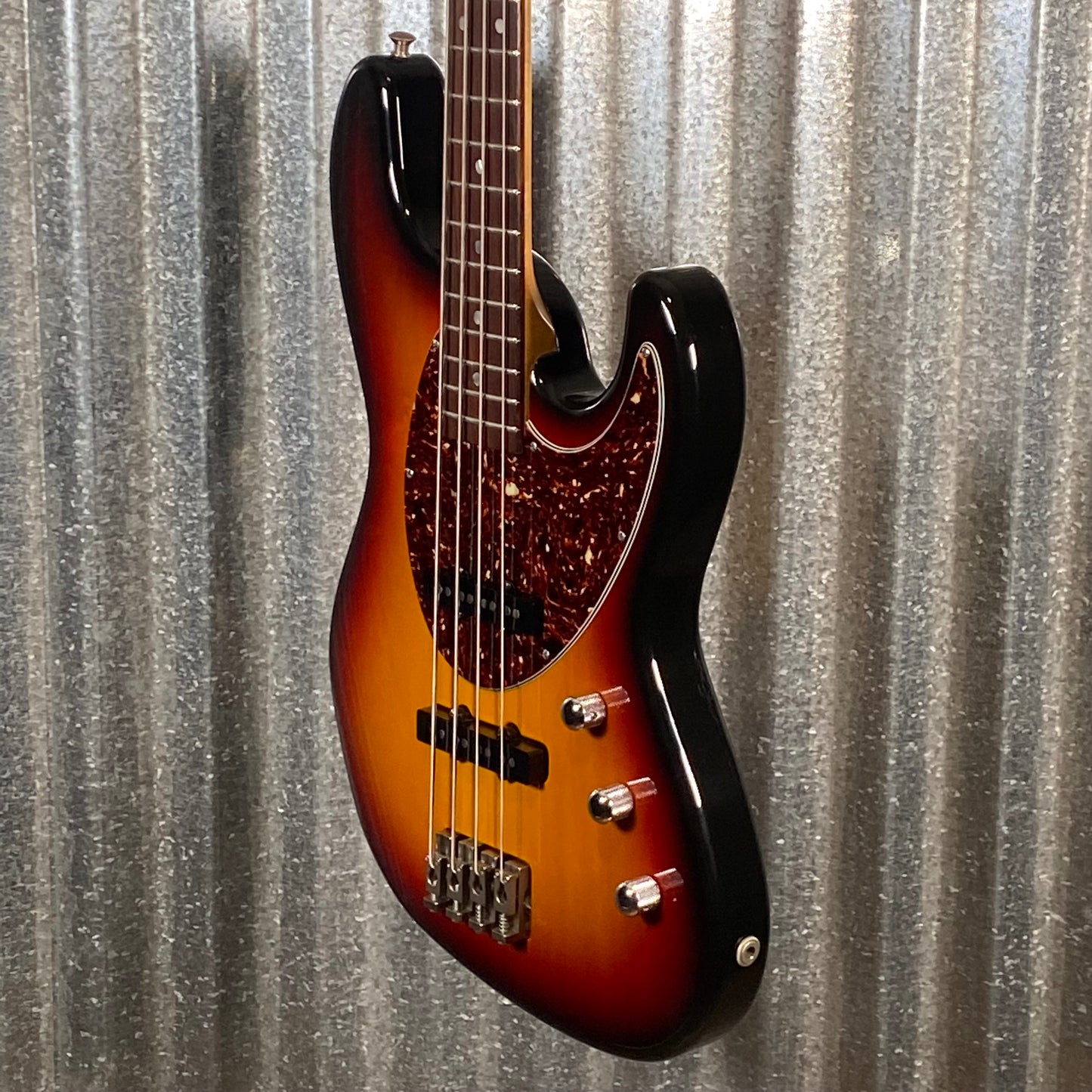 Hamer USA Cruise Bass 2Tek Sunburst 4 String Bass & Case Late 1990's #3367 Used