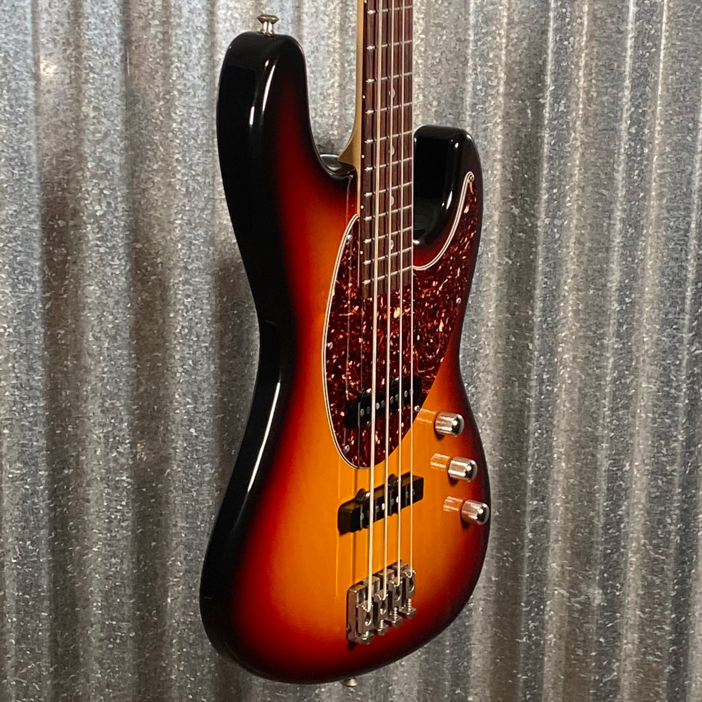 Hamer USA Cruise Bass 2Tek Sunburst 4 String Bass & Case Late 1990's #3367 Used