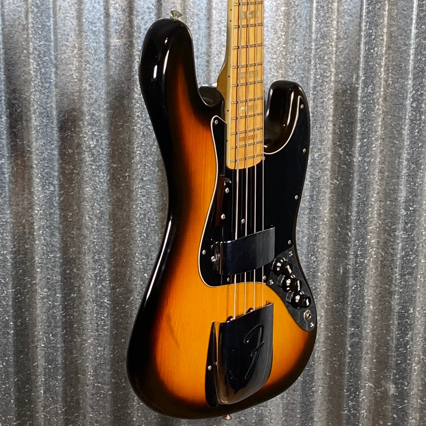 Fender 1978 Jazz Bass Tobacco Sunburst 4 String Bass & Case #S862213 Used