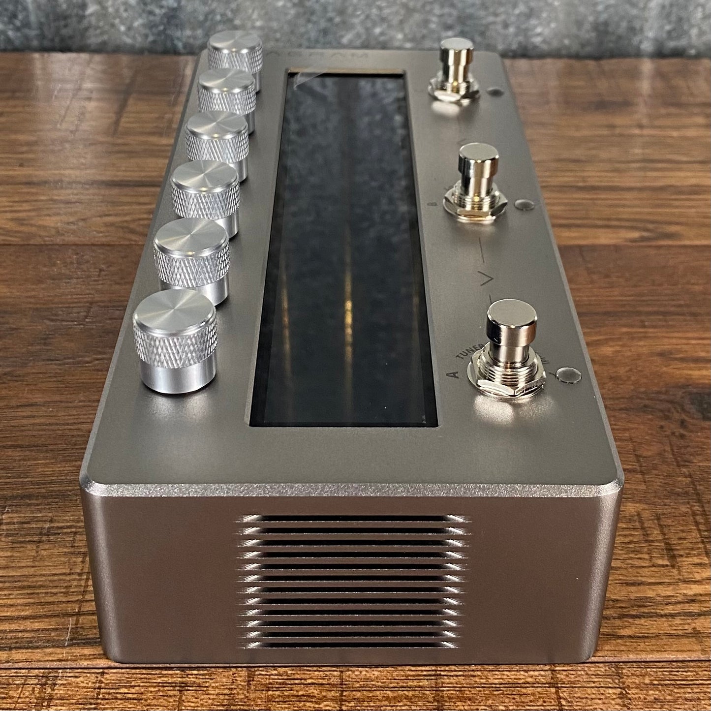Darkglass Anagram Multicore DSP Preamp Bass Multi Effect Pedal