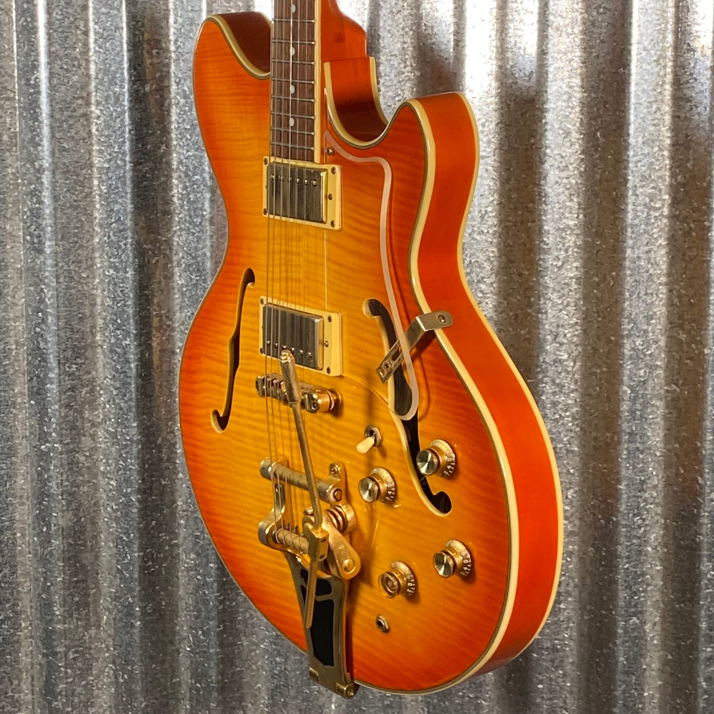 Jay Turser Cleopatra Flame Top Amber Burst Semi Hollow Guitar Used