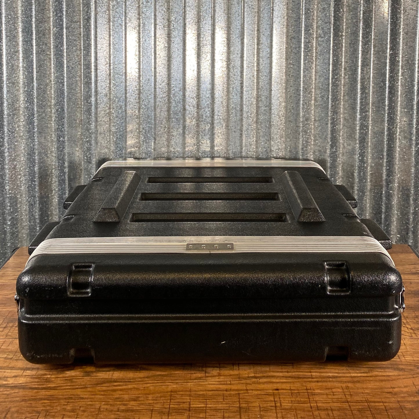 MBT 1902 2 Space Molded ABS Rack Case Used