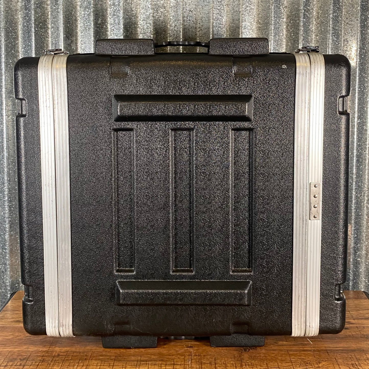 MBT 1902 2 Space Molded ABS Rack Case Used