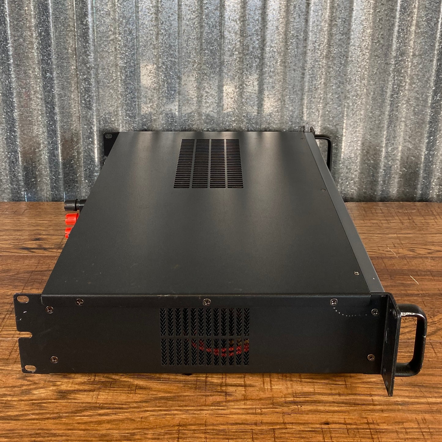 Gemini Sound XGA-2000 Two Channel 2000 Watt Power Amplifier Used