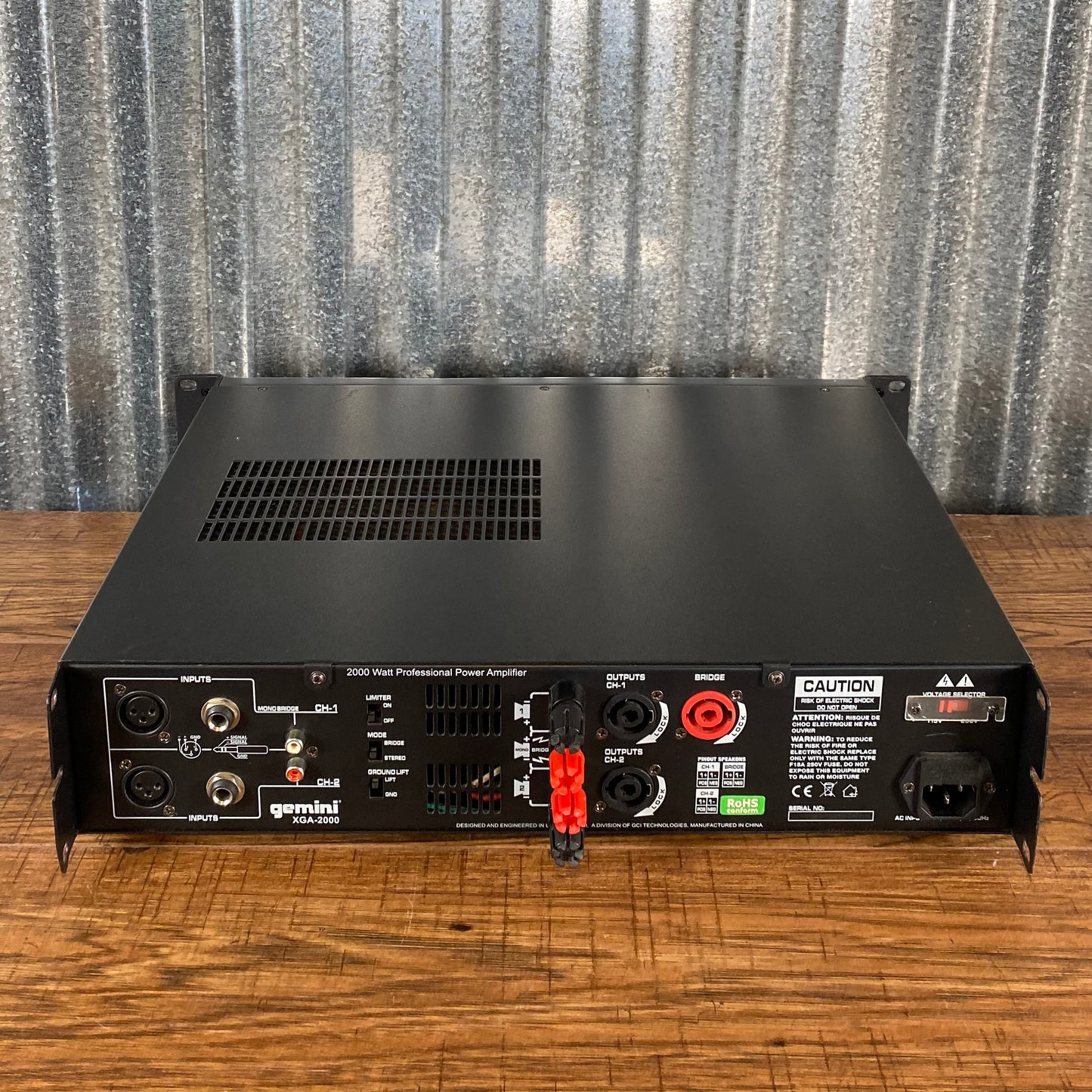 Gemini Sound XGA-2000 Two Channel 2000 Watt Power Amplifier Used