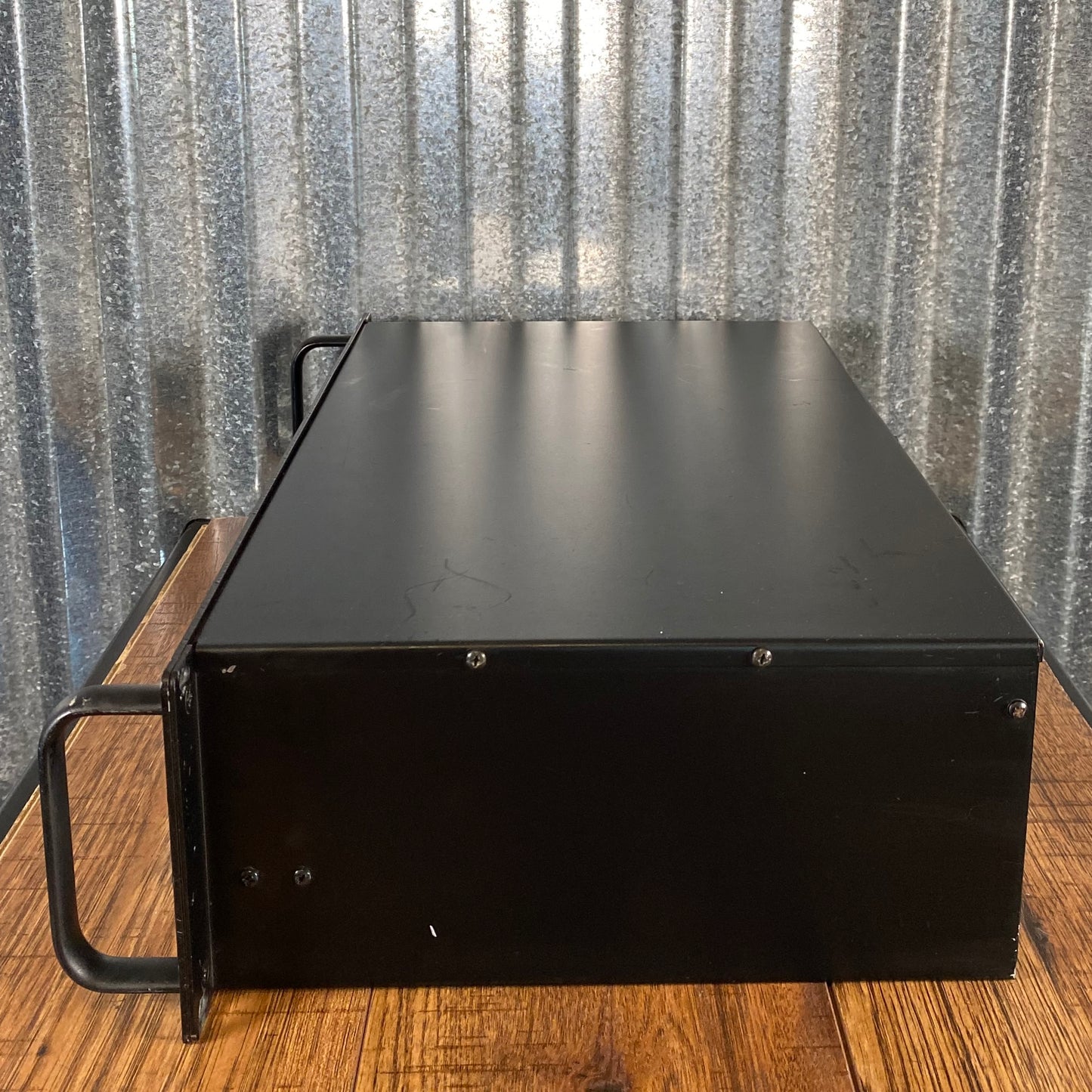 Gallien-Krueger 2000RB 1000 Watt 2 Channel Bass Amplifier Head Used