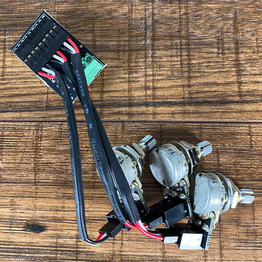 Darkglass B2M2 Tone Capsule 3 Band On Board Bass Preamp